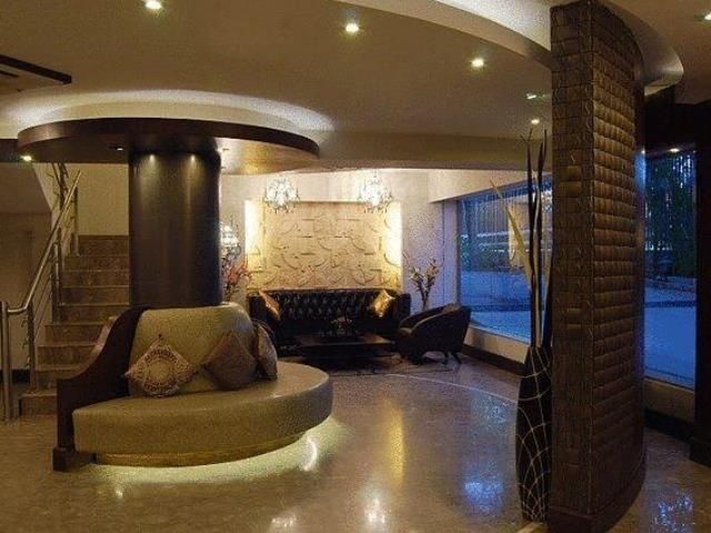 Hotel Lords Plaza 3*