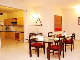 Apartment Sterling Living Space - Residency Road *