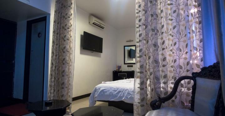 T.a.p. Gold Crest Hotel Bangalore