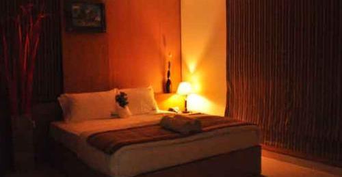 Oyo 14204 Comfort Residency Hotel