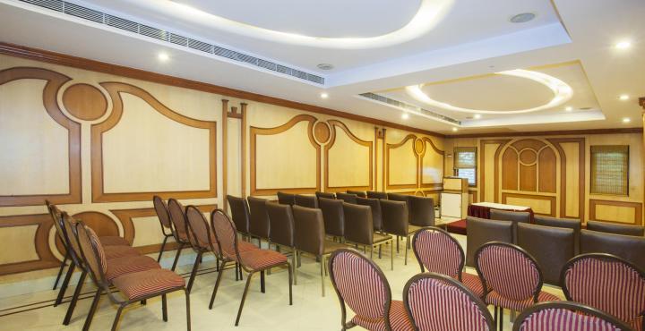 Nandhini J.p. Nagar Hotel 2*