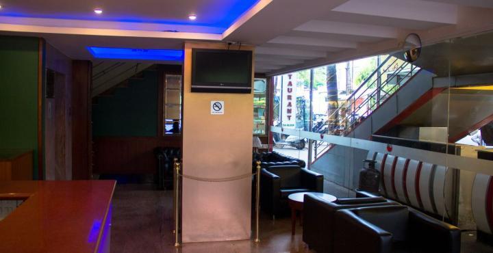 Noor Empire International Kormangala 3*