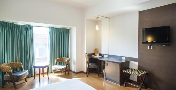 Hotel Ashraya International 3*