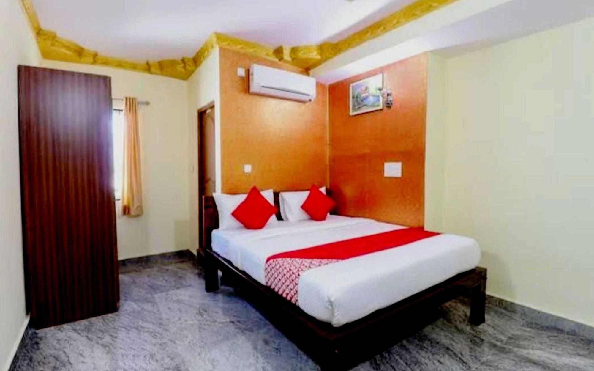 Collection O Emara Galaxy Executive Bangalore
