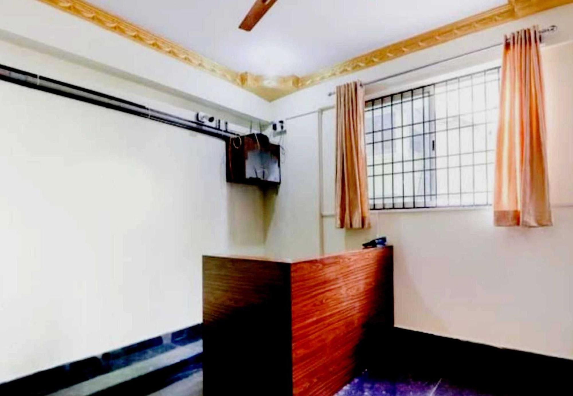 Collection O Emara Galaxy Executive Hotel Bangalore