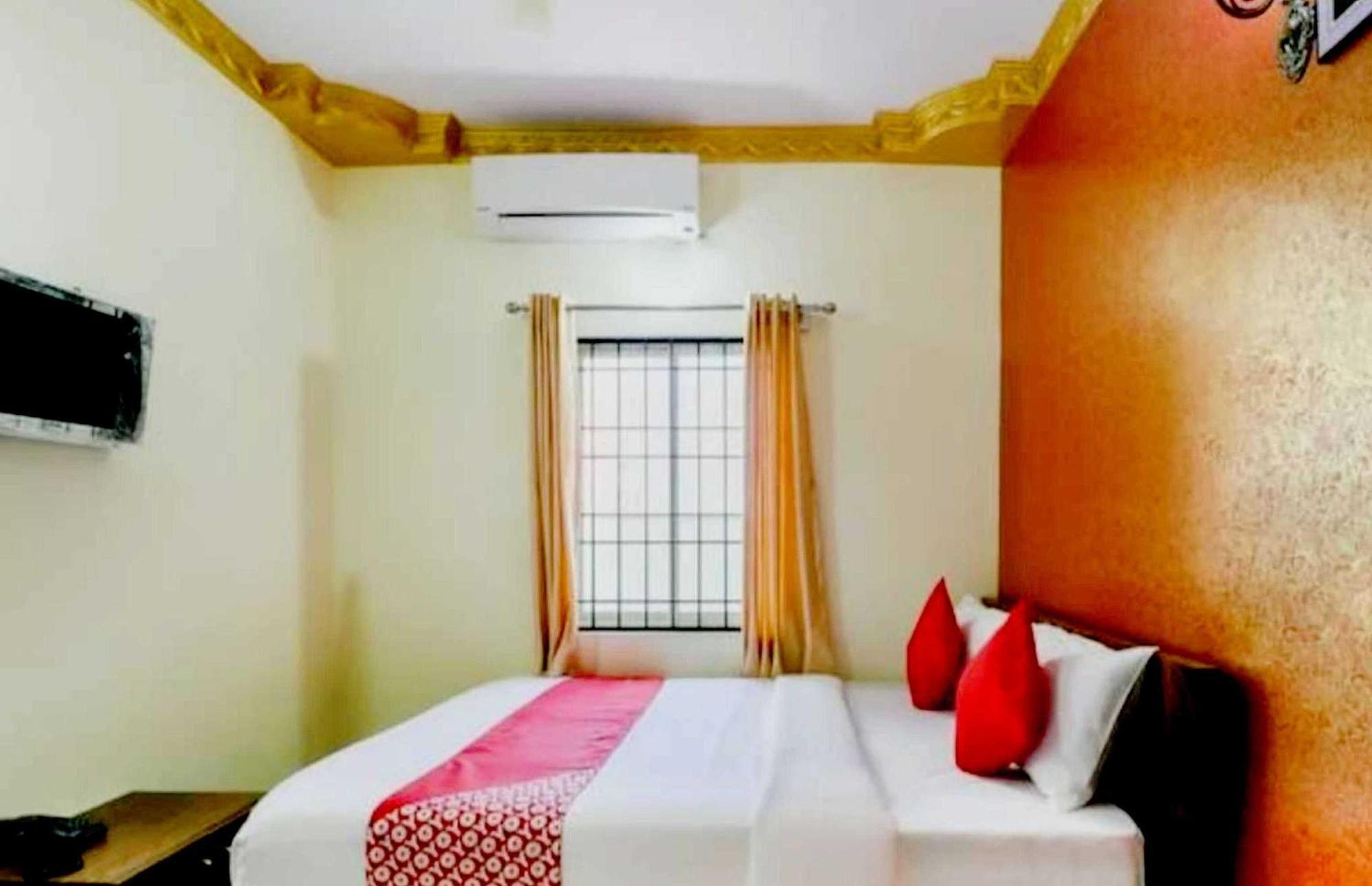 Hotel Collection O Emara Galaxy Executive 4*