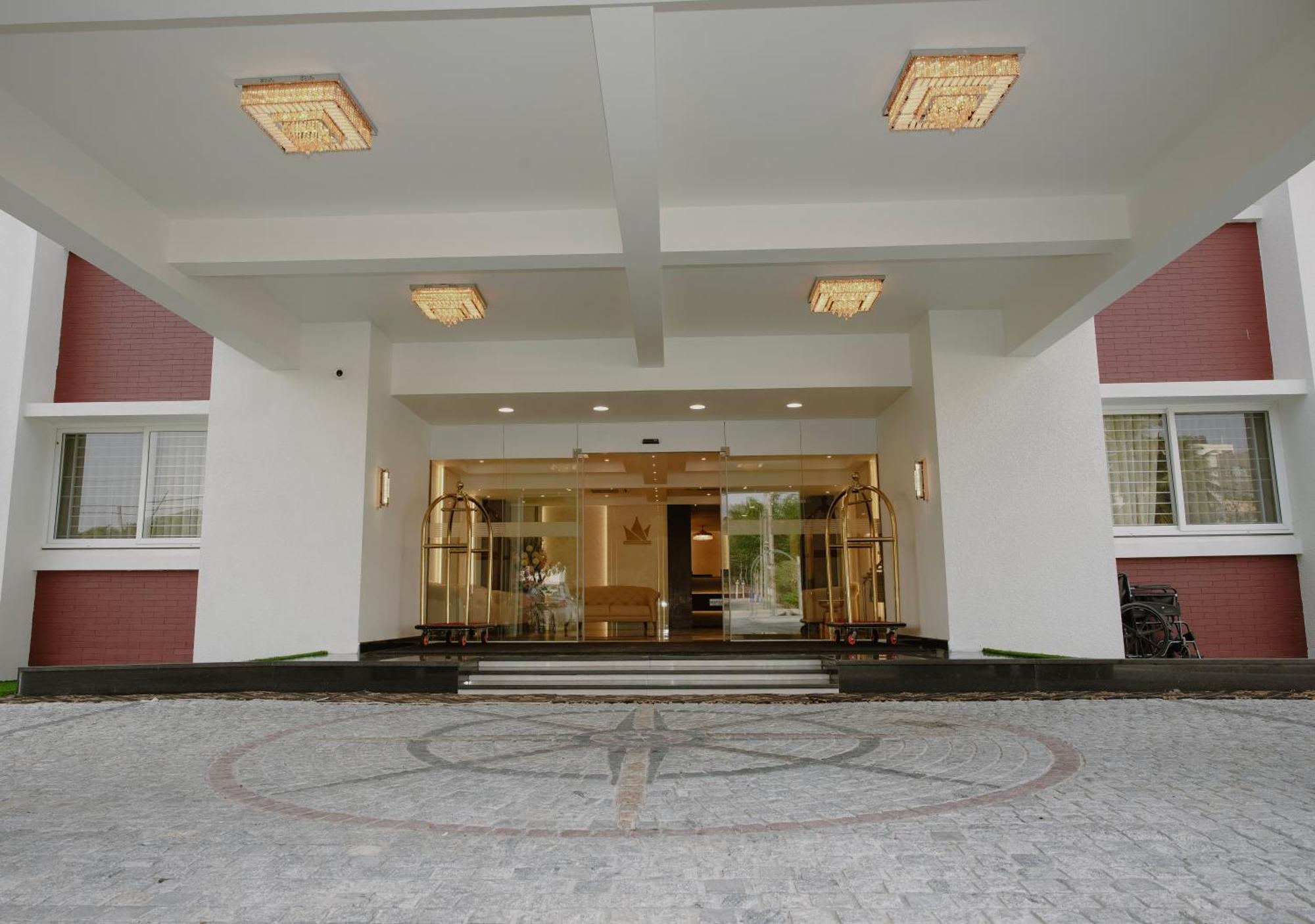 Hotel The King's Meadows *