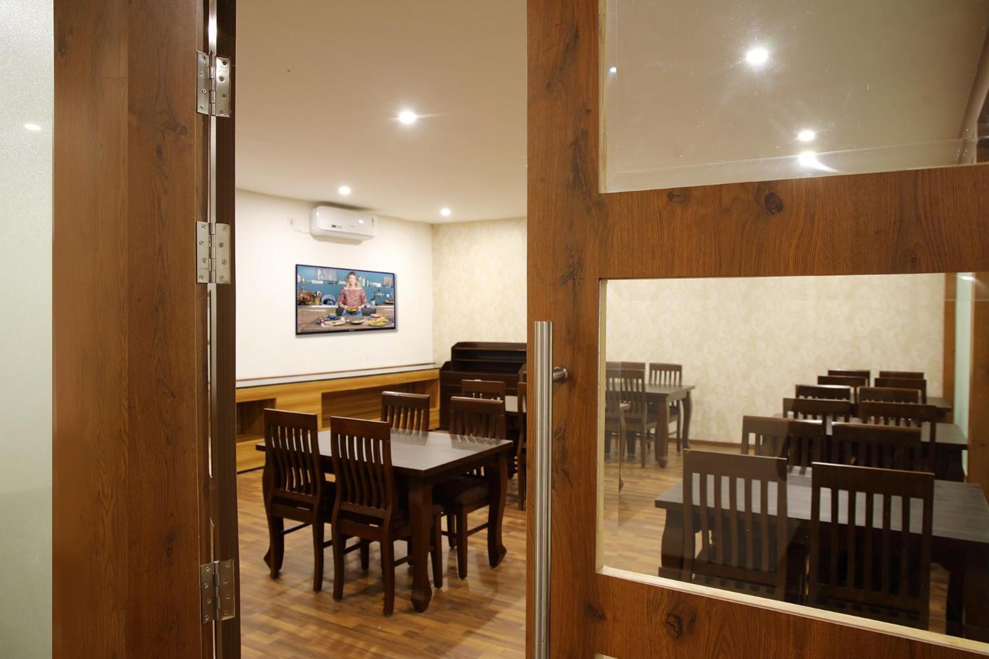 Hotel Fabhotel Prime Zing