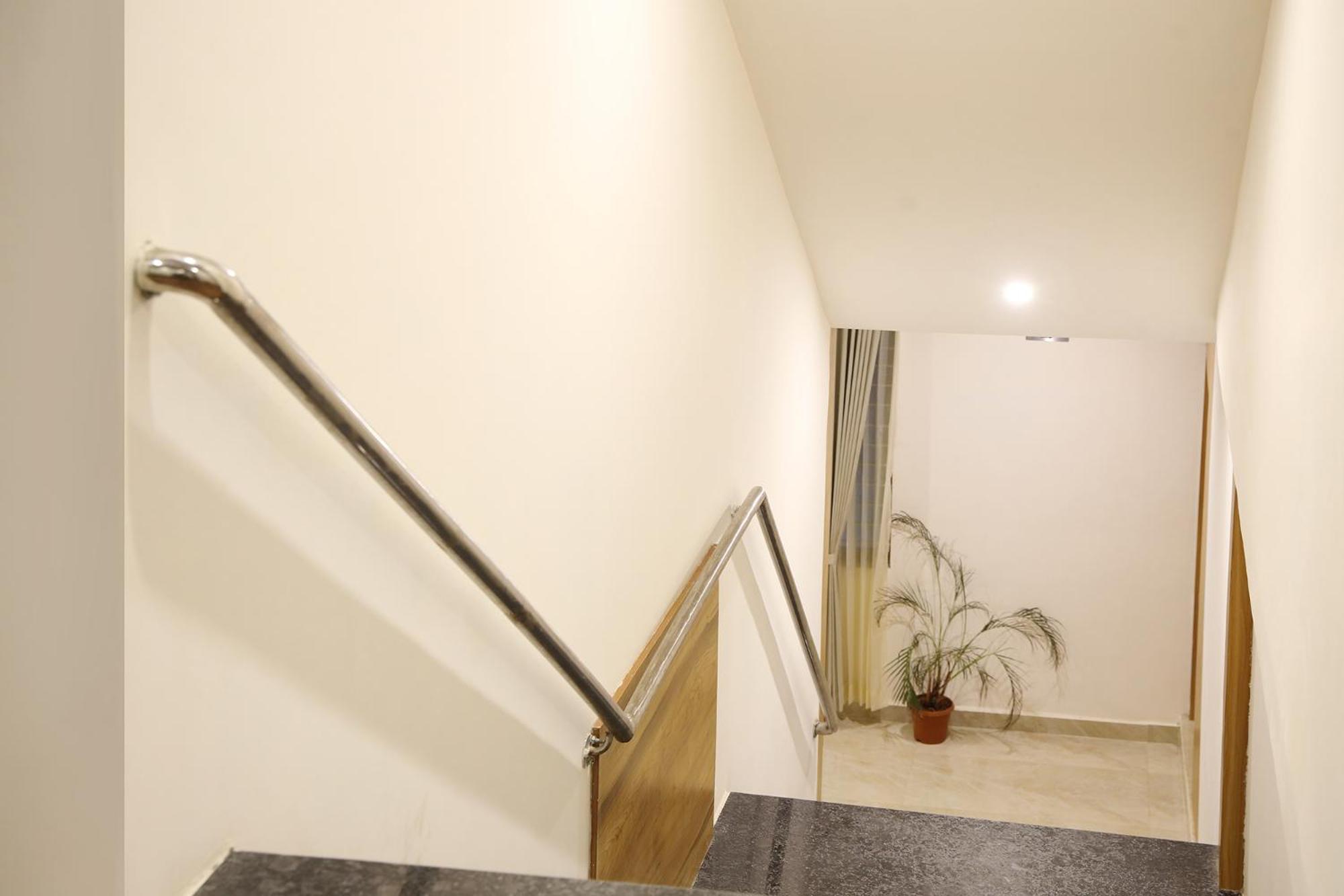 Fabhotel Prime Zing 3*