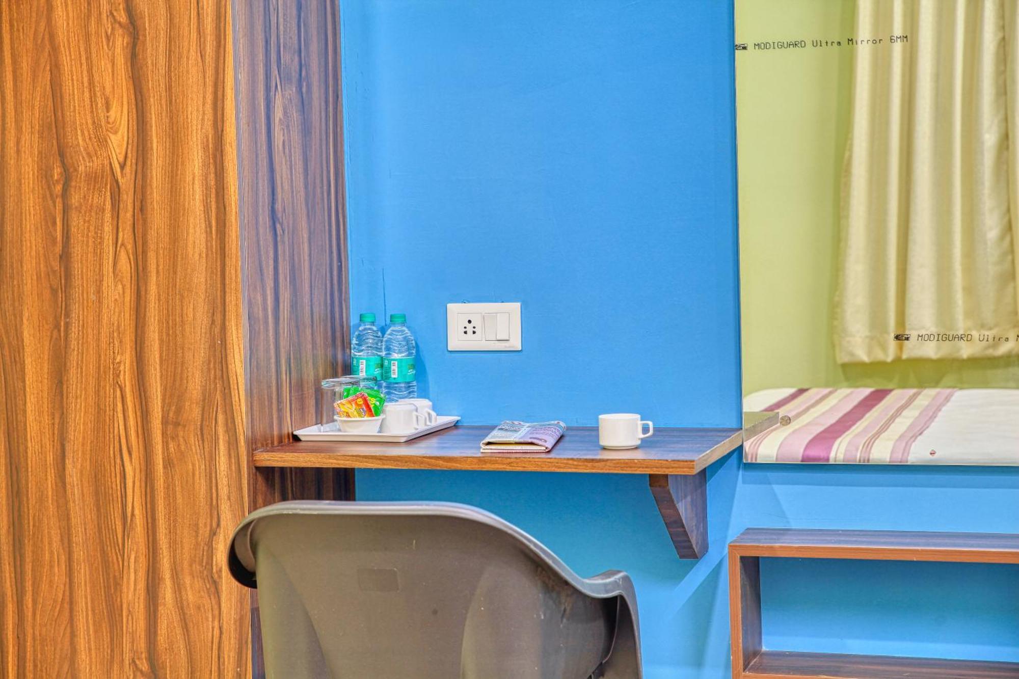 Hotel Redkey Transit Near Airport Bangalore