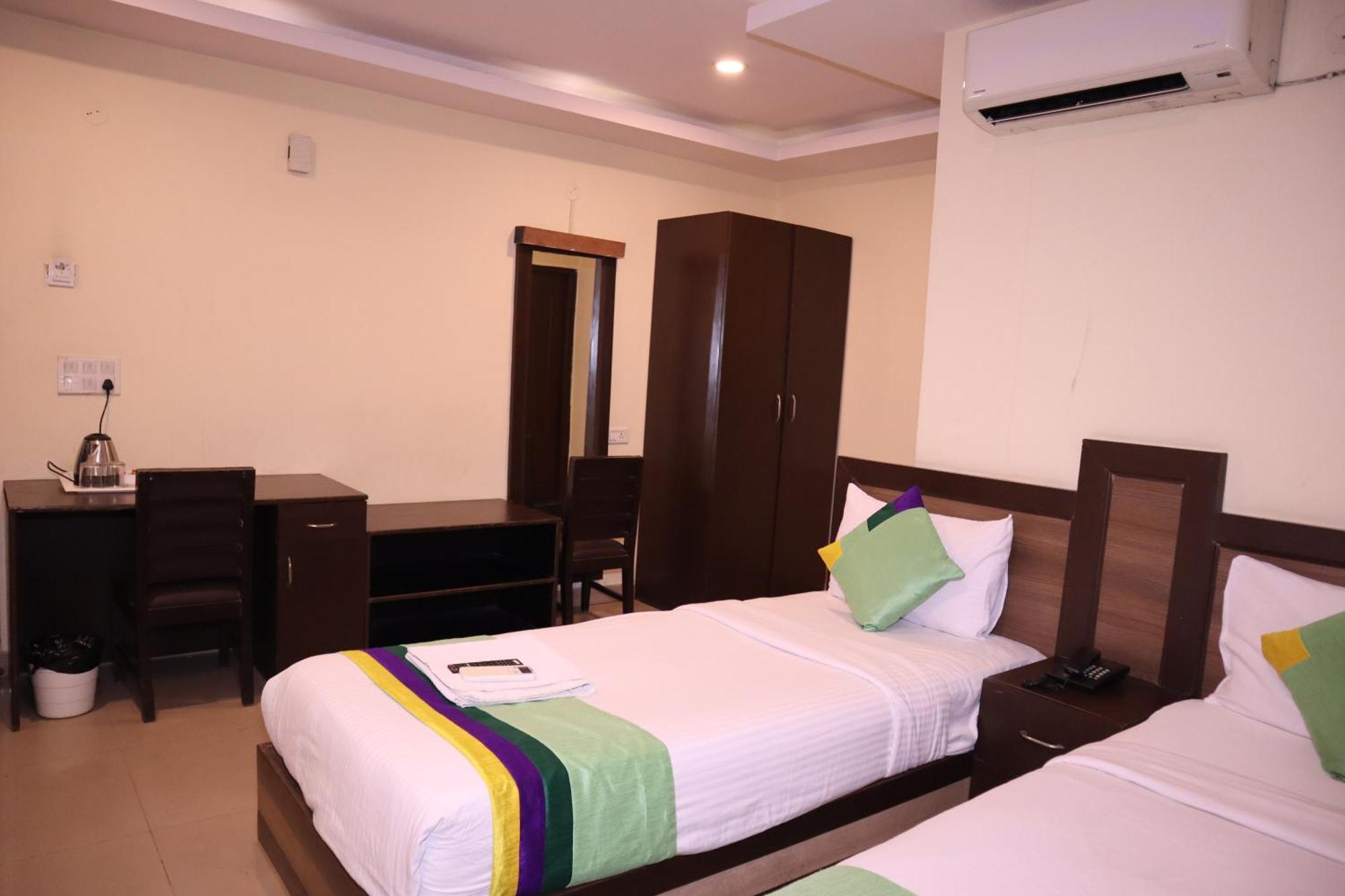 Hotel Millennium Plaza 2*