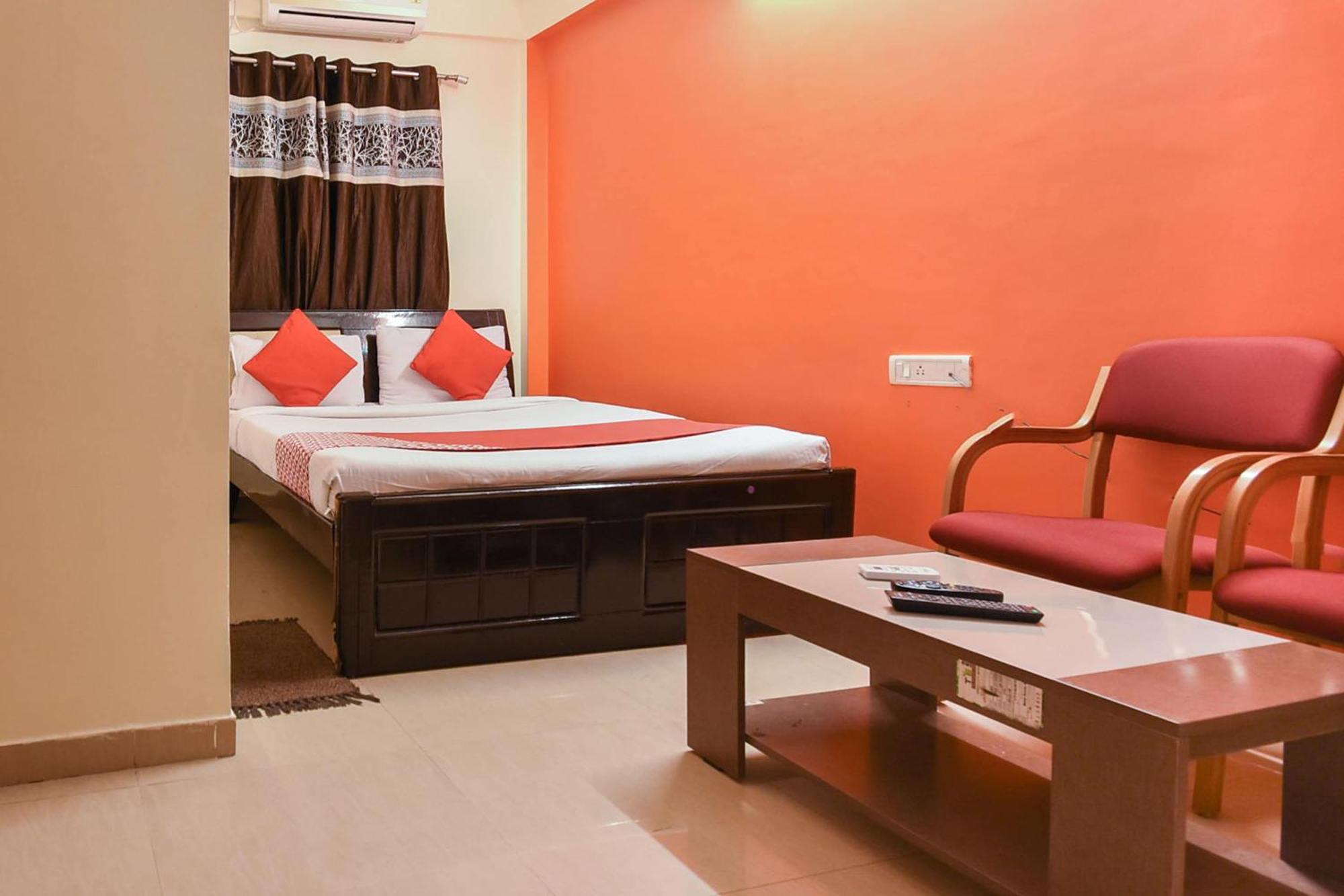 Oyo Balaji Hotel