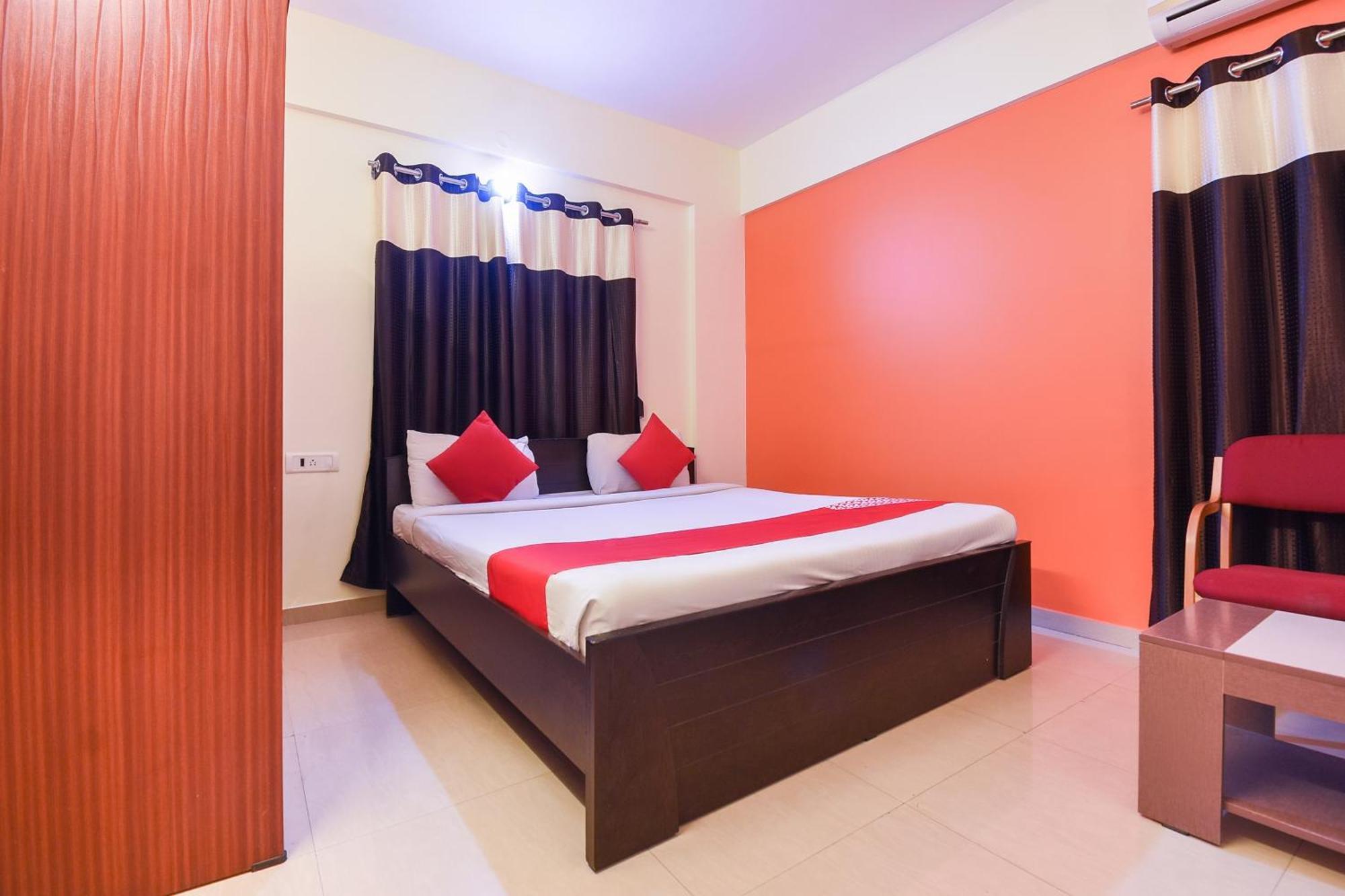 Hotel Oyo Balaji 3*