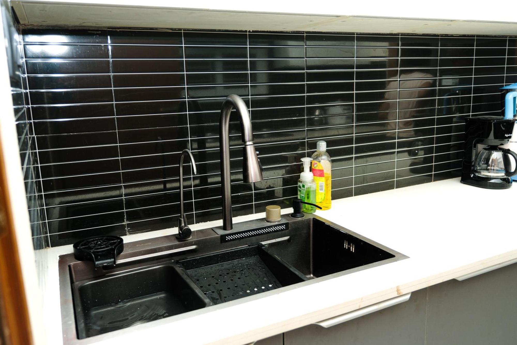 Apartment 2 Bedroom Near Vijayanagar, *