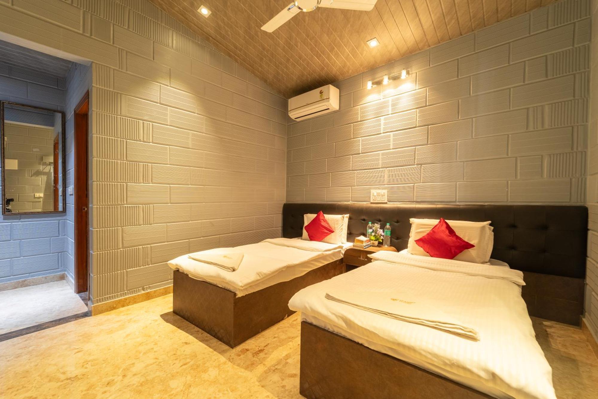 Apartment Seasons Suites-hbr Bangalore