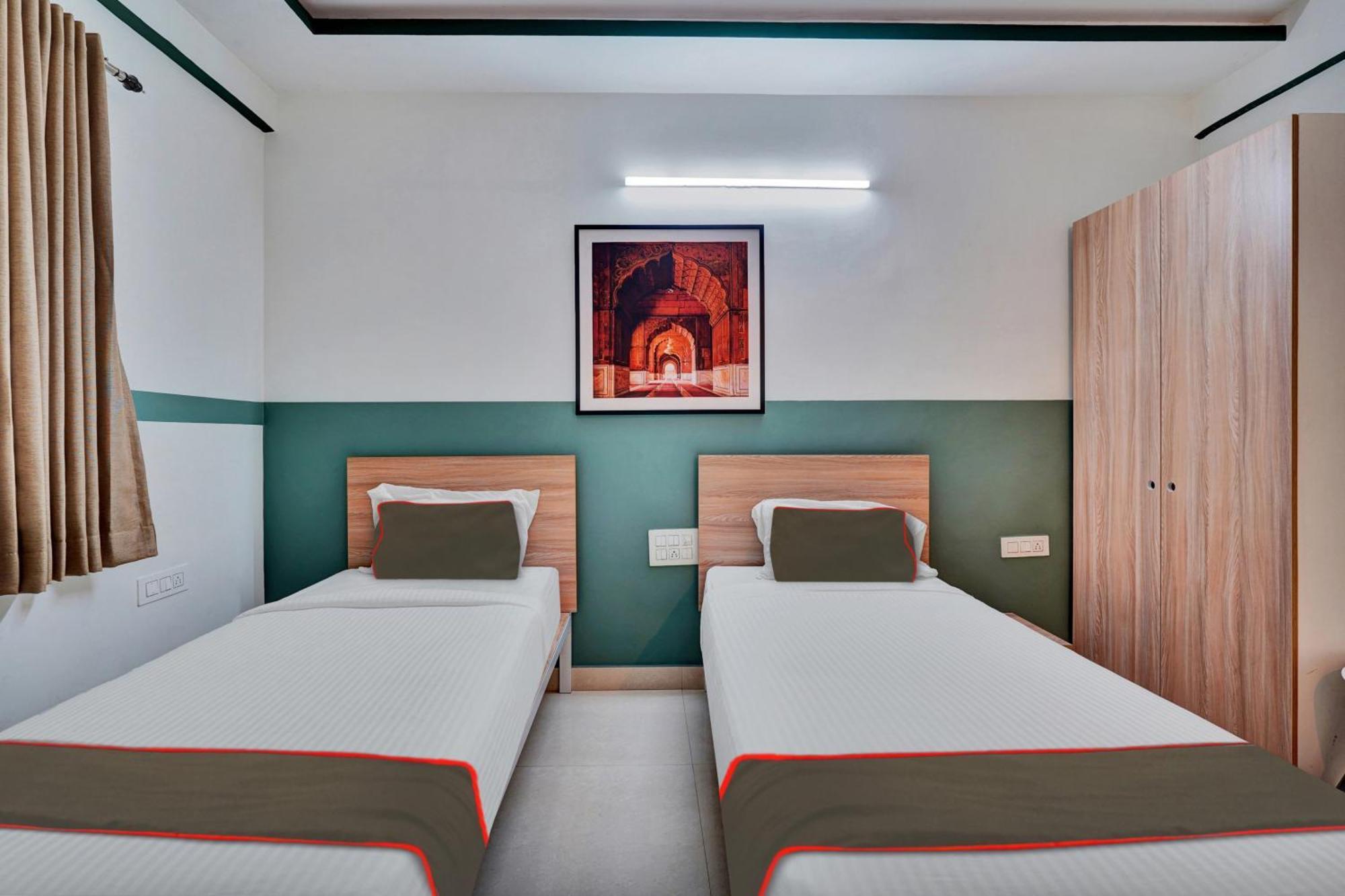 Super Oyo Collection O The Grand Budget Bangalore