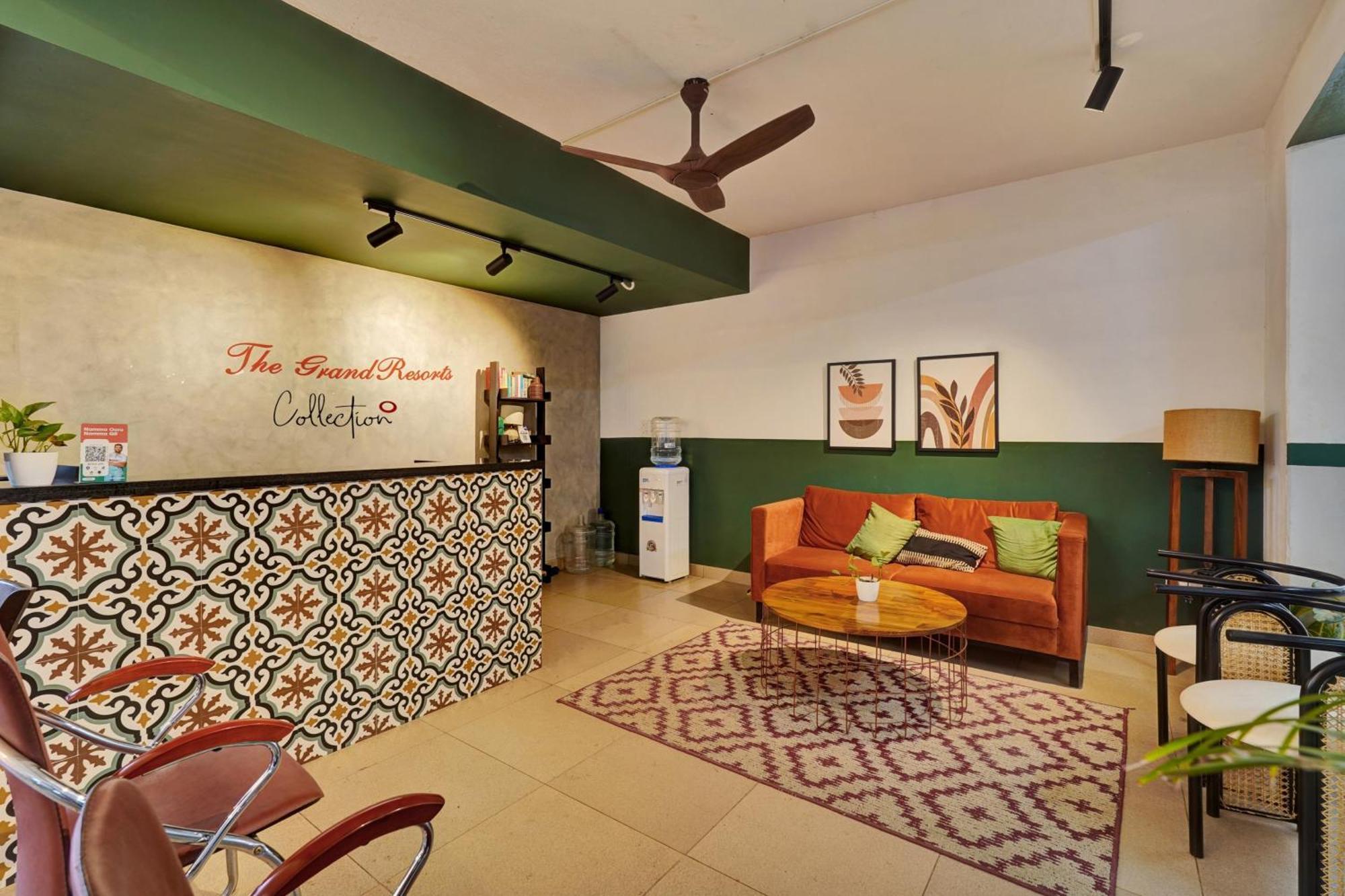 Hotel Super Oyo Collection O The Grand Budget Bangalore