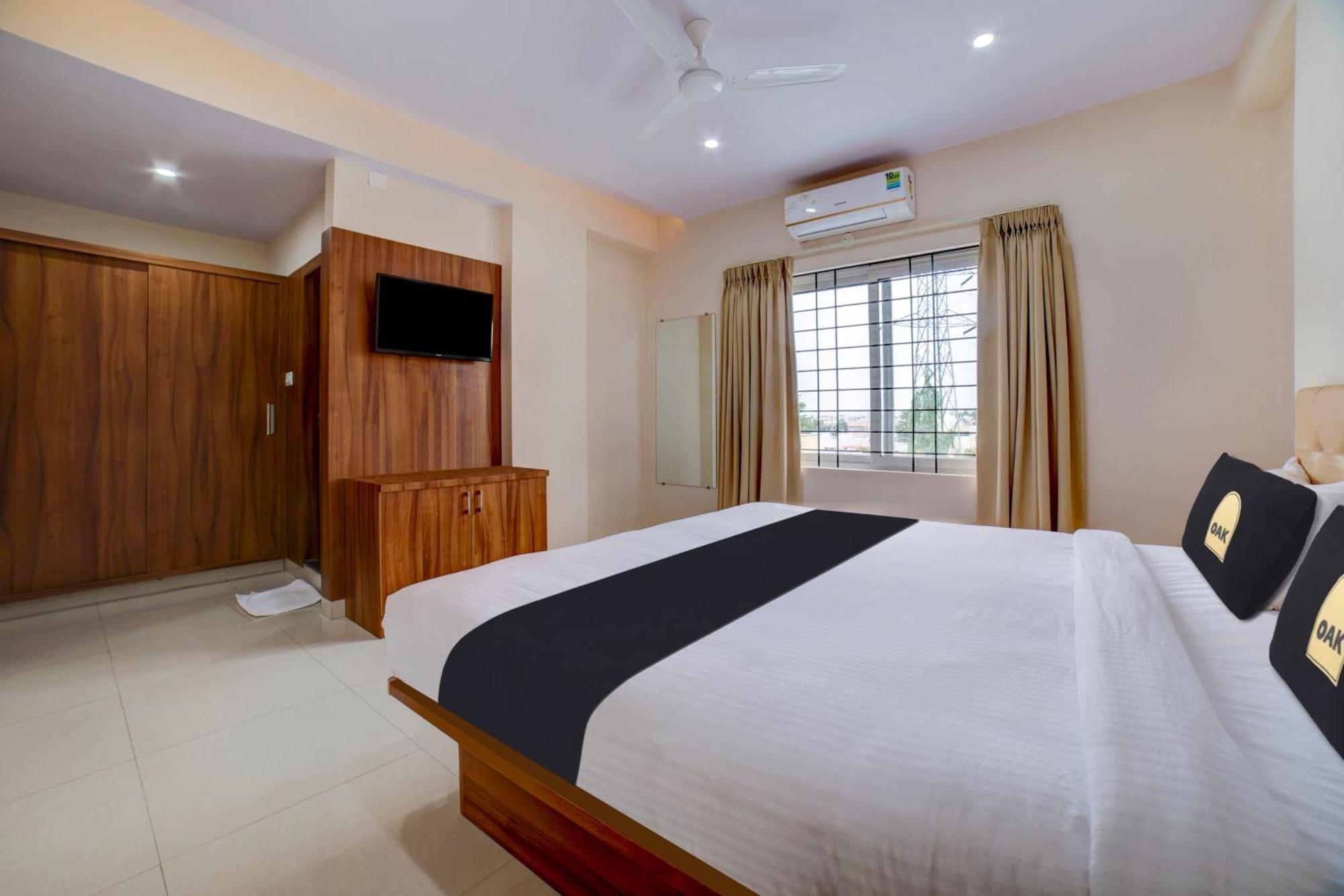 Townhouse Oak Ess Jay Hotel Bangalore