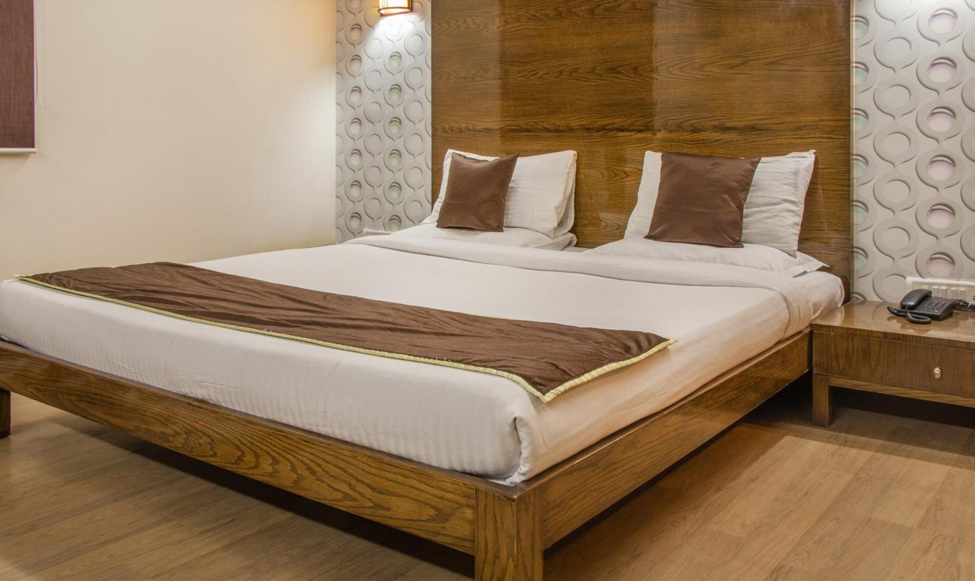 Hotel Athasri Infantry Road Bangalore