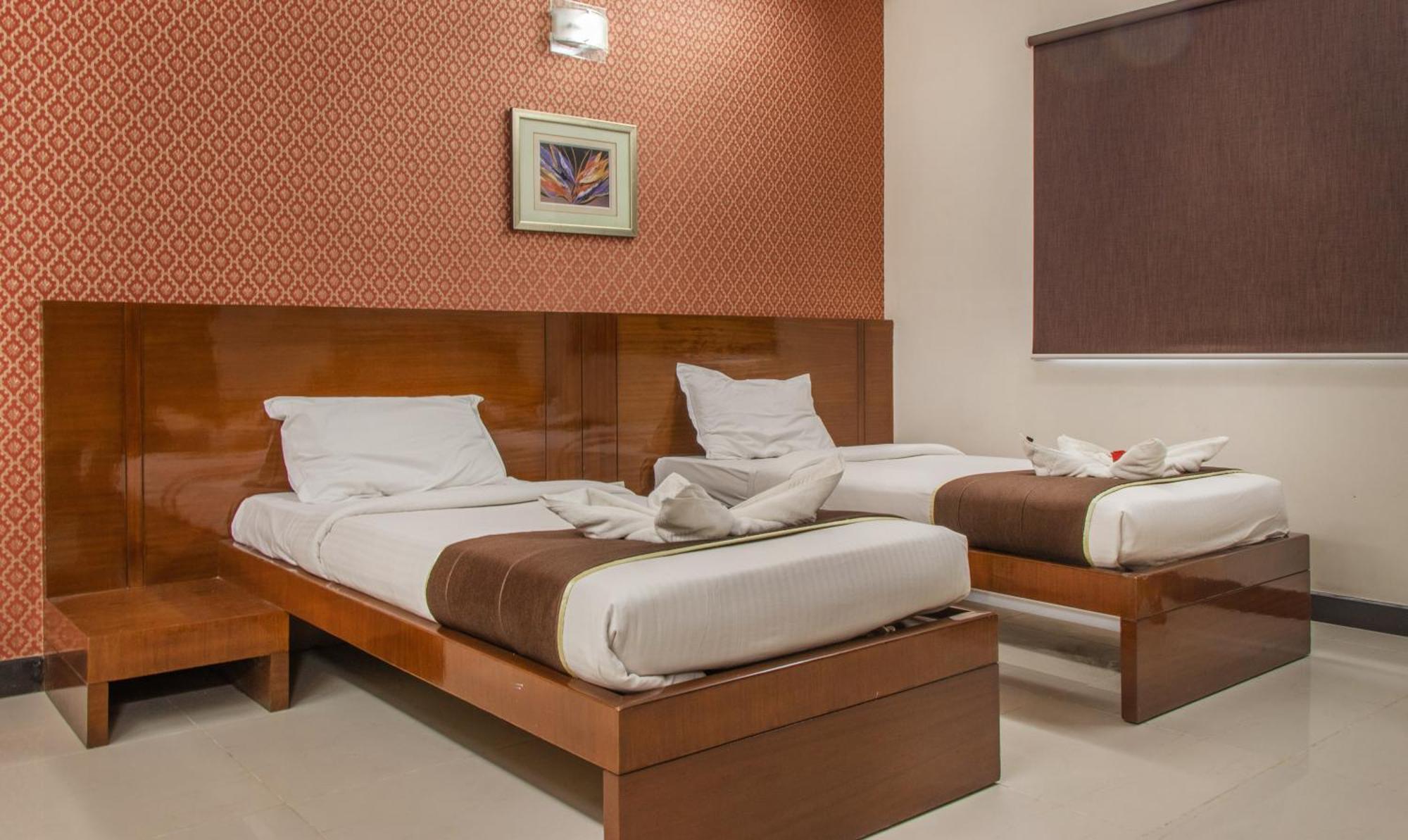 Athasri Infantry Road Hotel