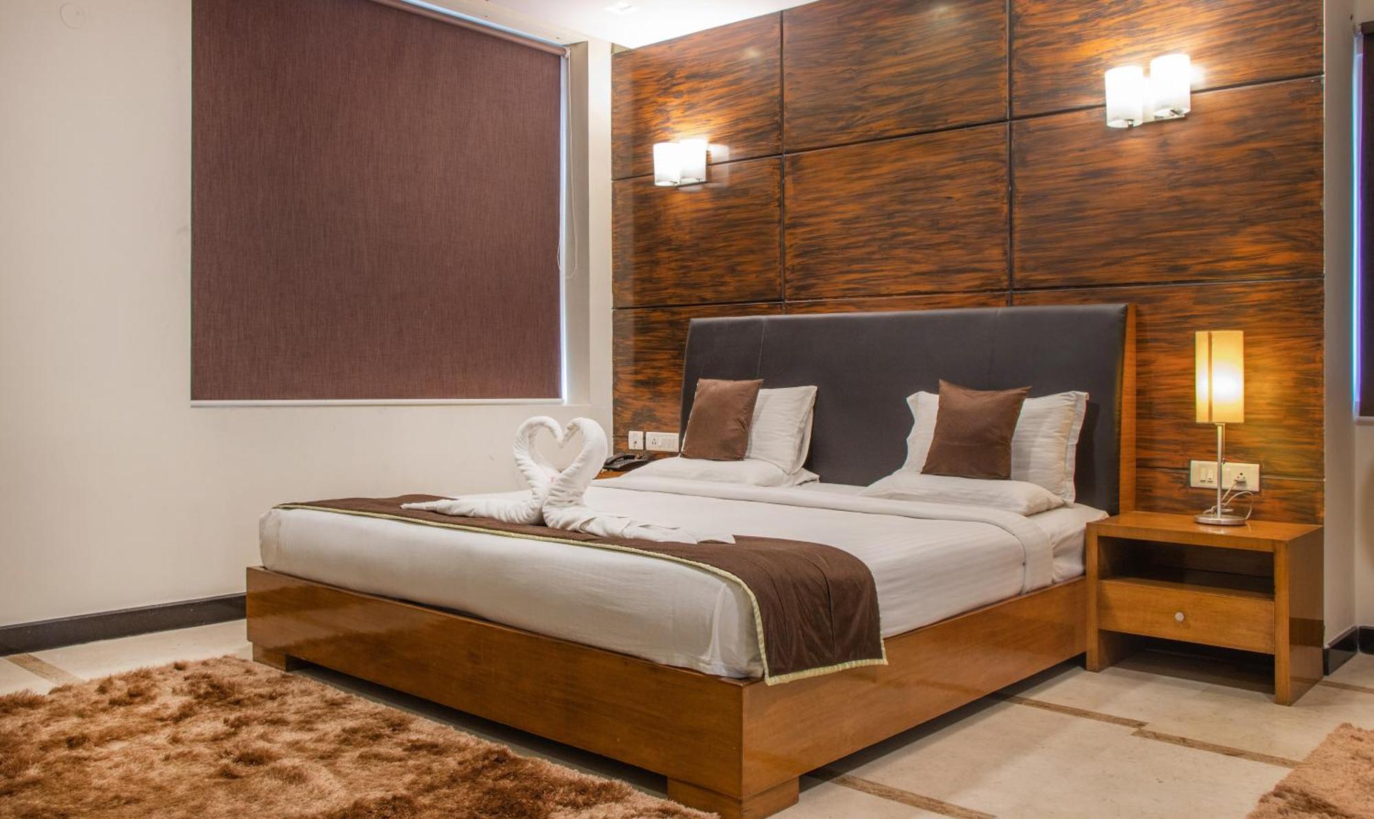 Athasri Infantry Road Hotel 3*