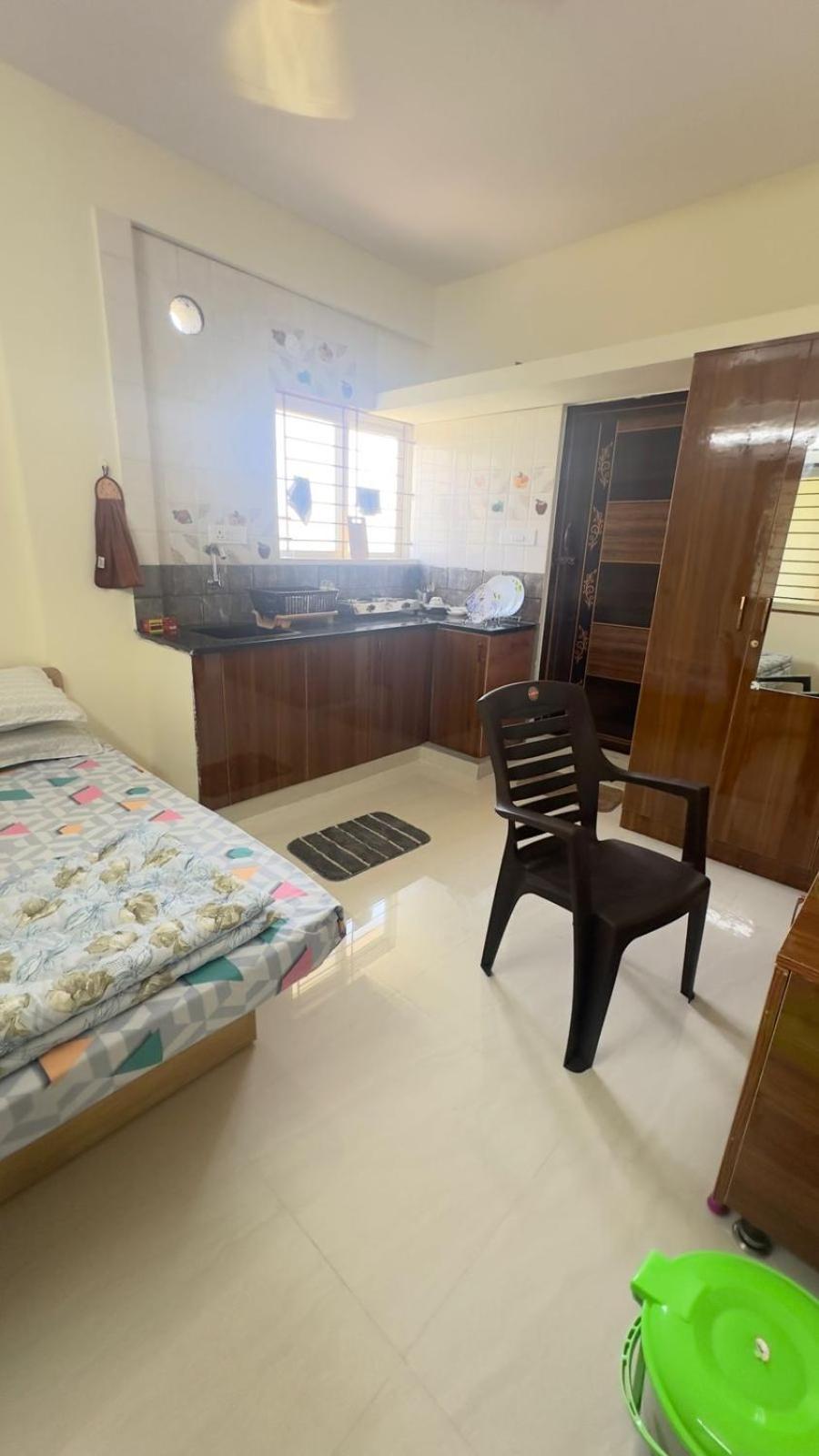 Apartment Near Itpl