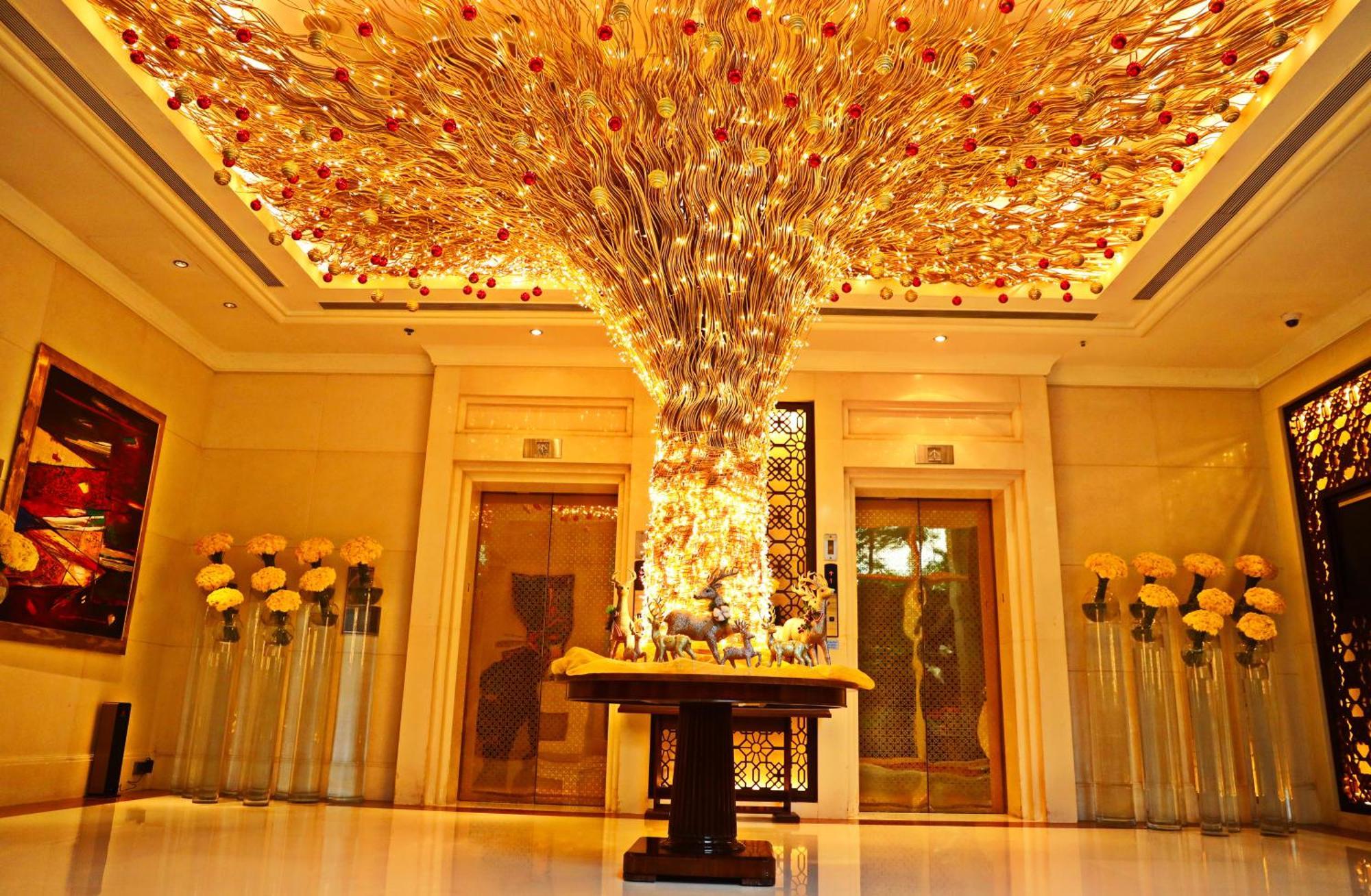 The Ritz - Carlton, Hotel 5*