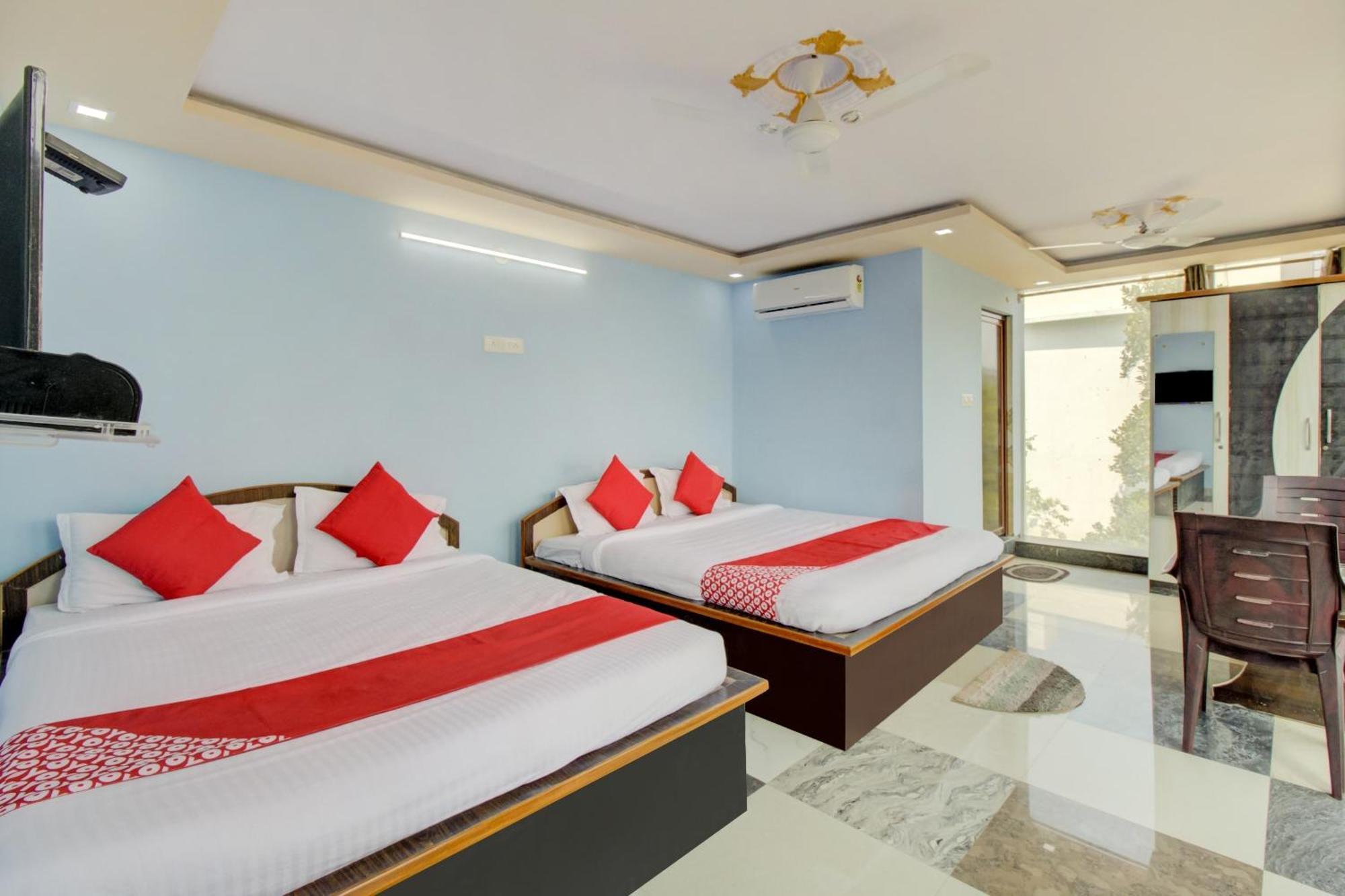 O New Town Residency Hotel
