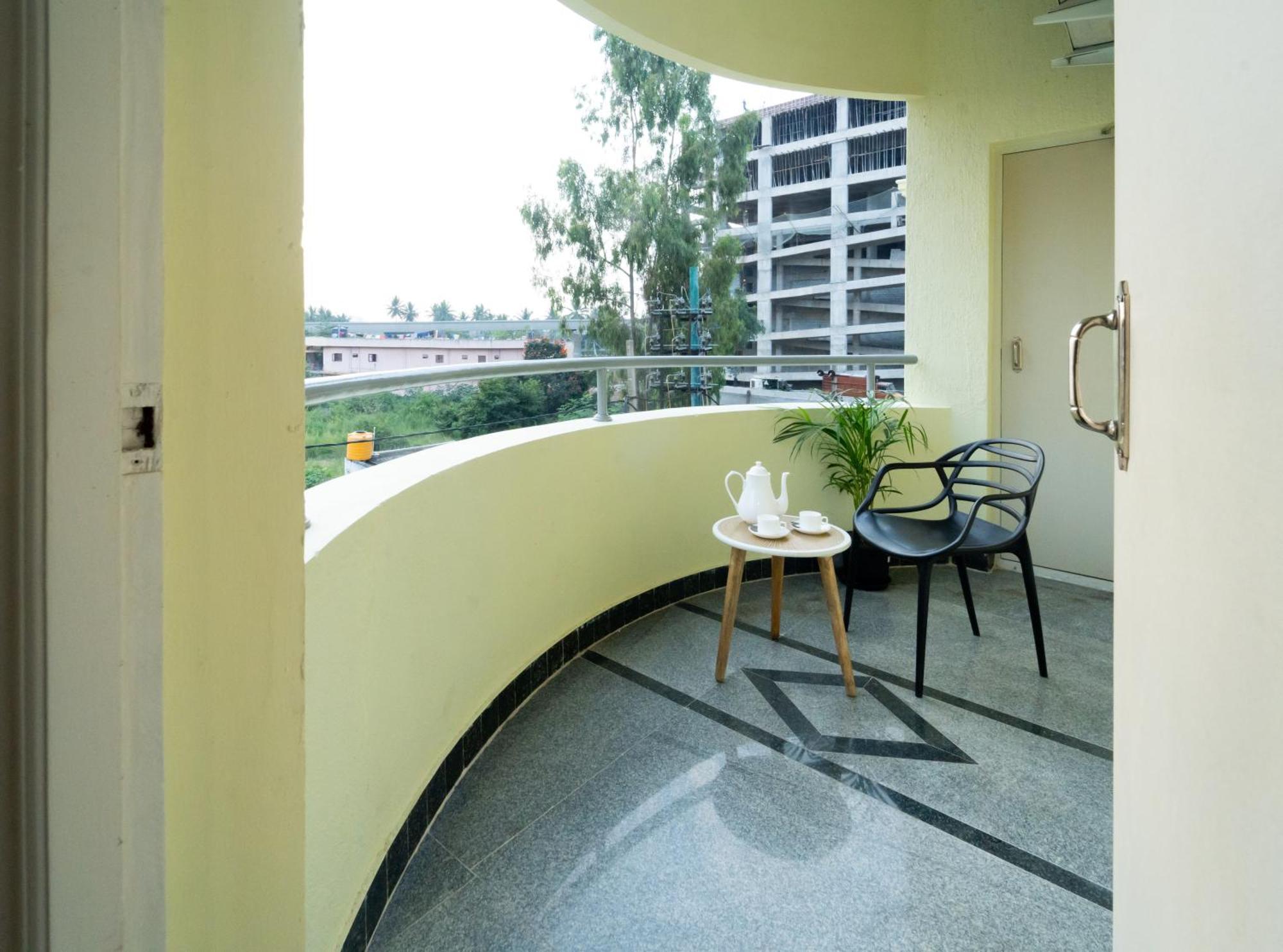 Hoppers Stop Yelahanka Bed & Breakfast