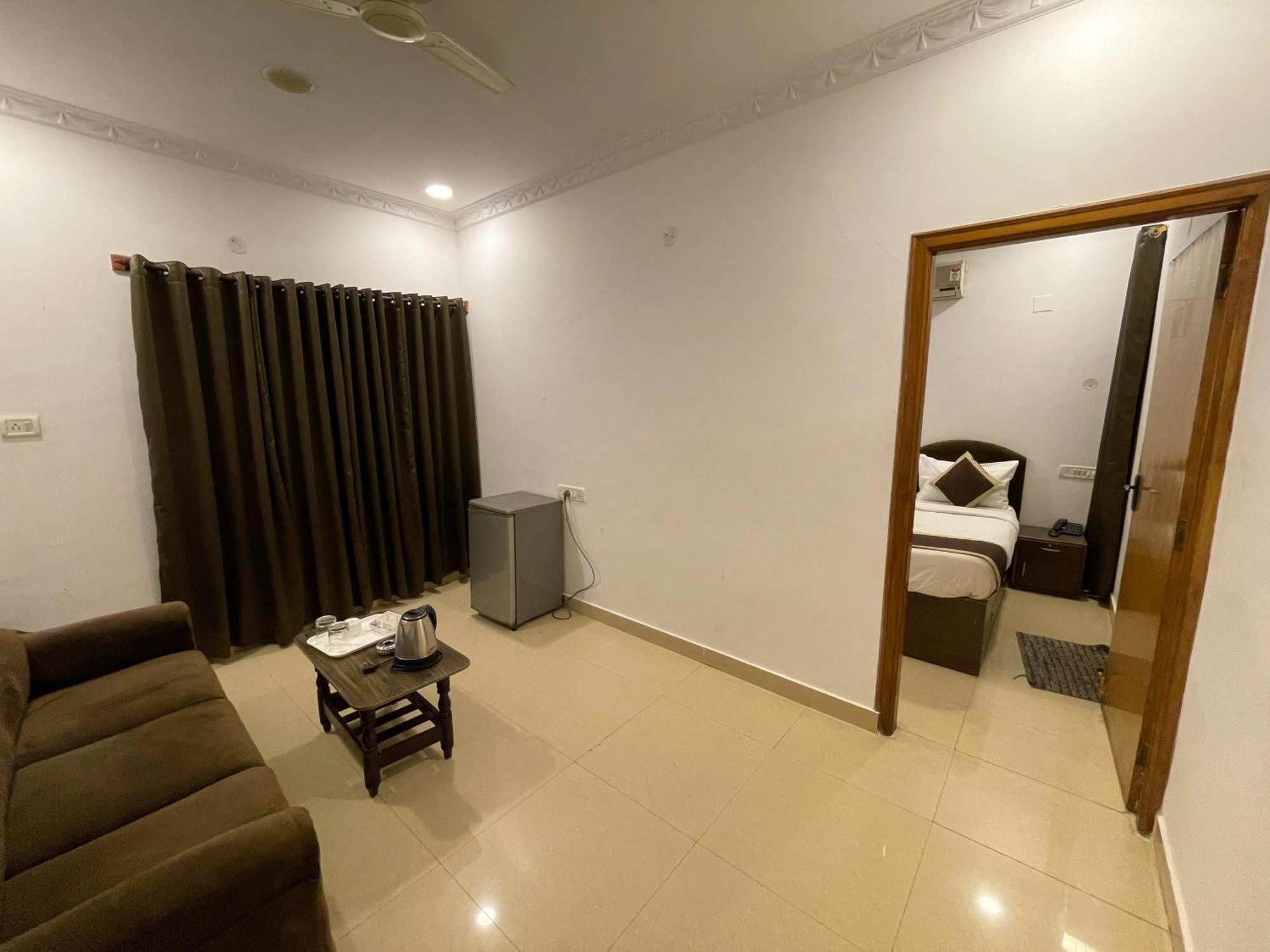 Hotel Luciya The Boutique 2*