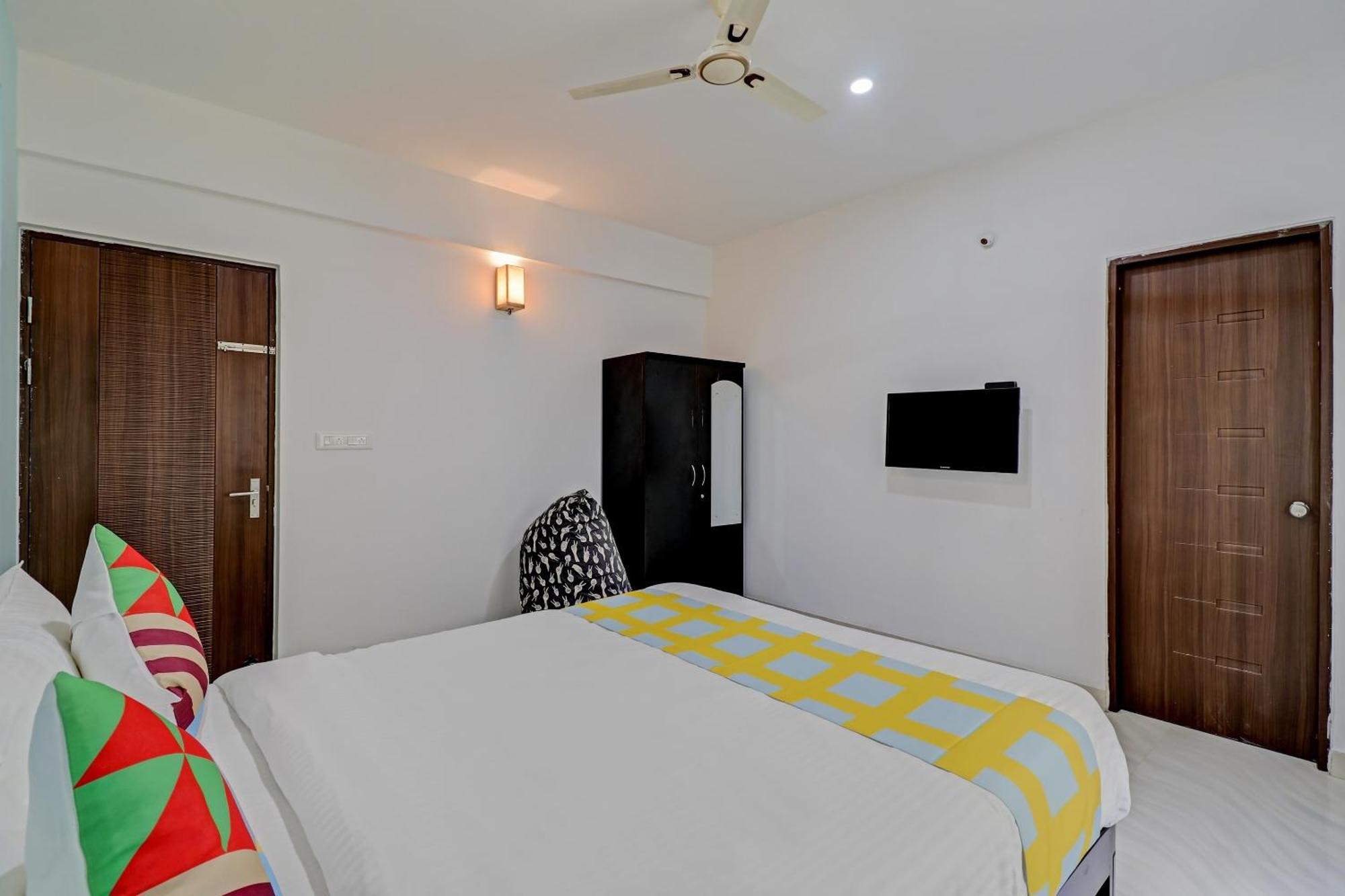 Hotel O Nr Royal Bangalore