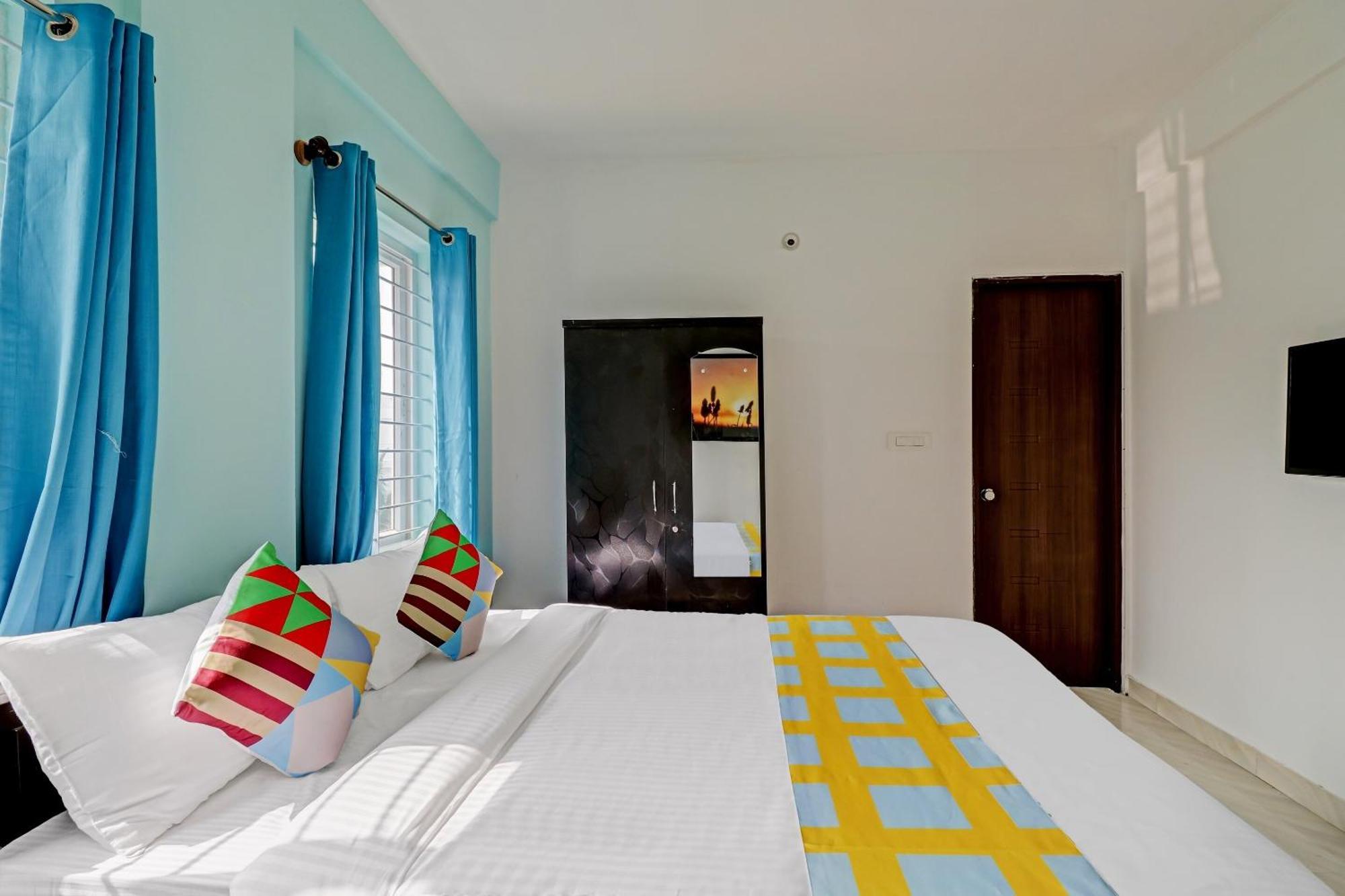 O Nr Royal Hotel 3*