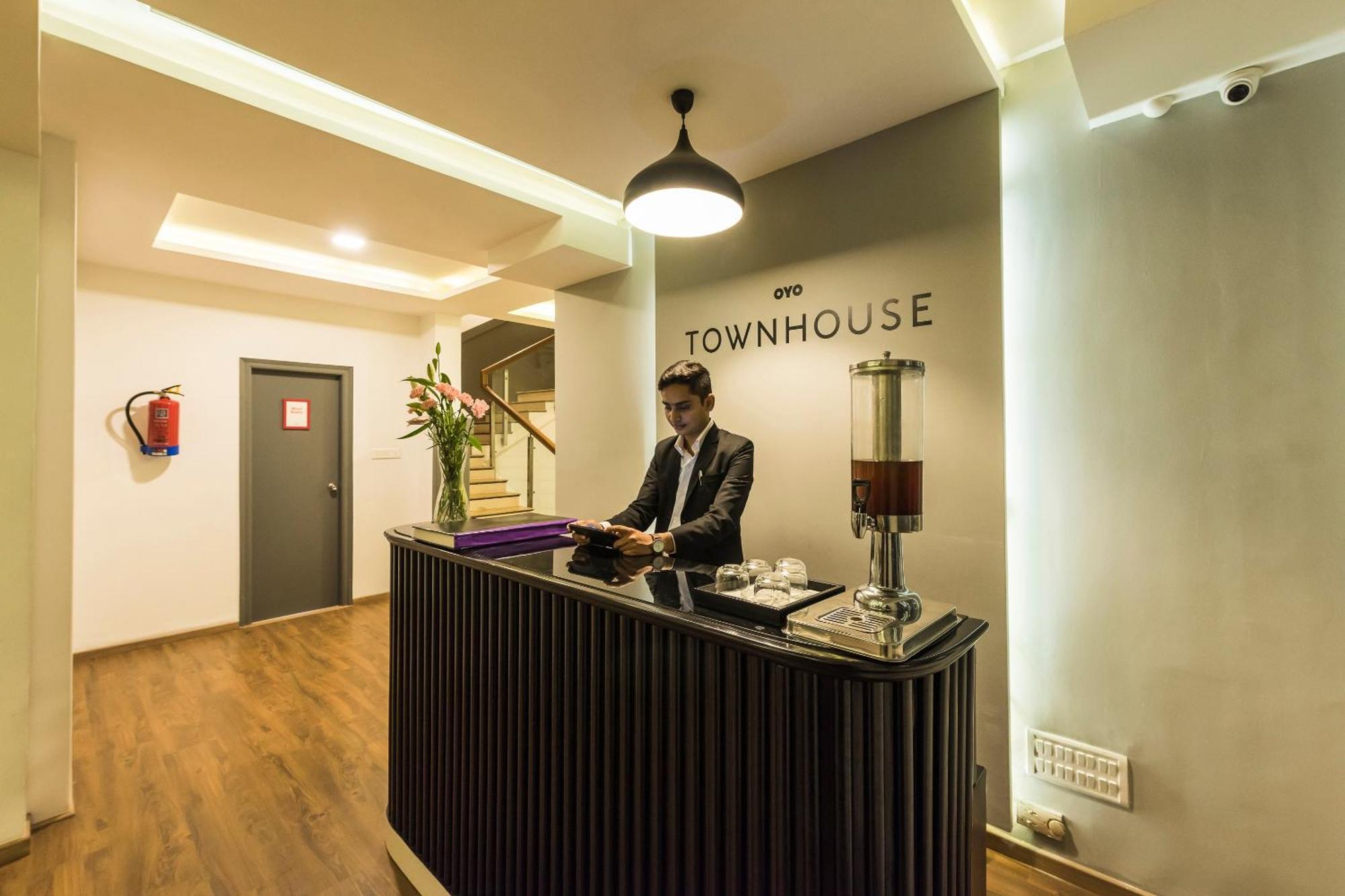Super Townhouse Mg Road,bangalore Hotel 4*