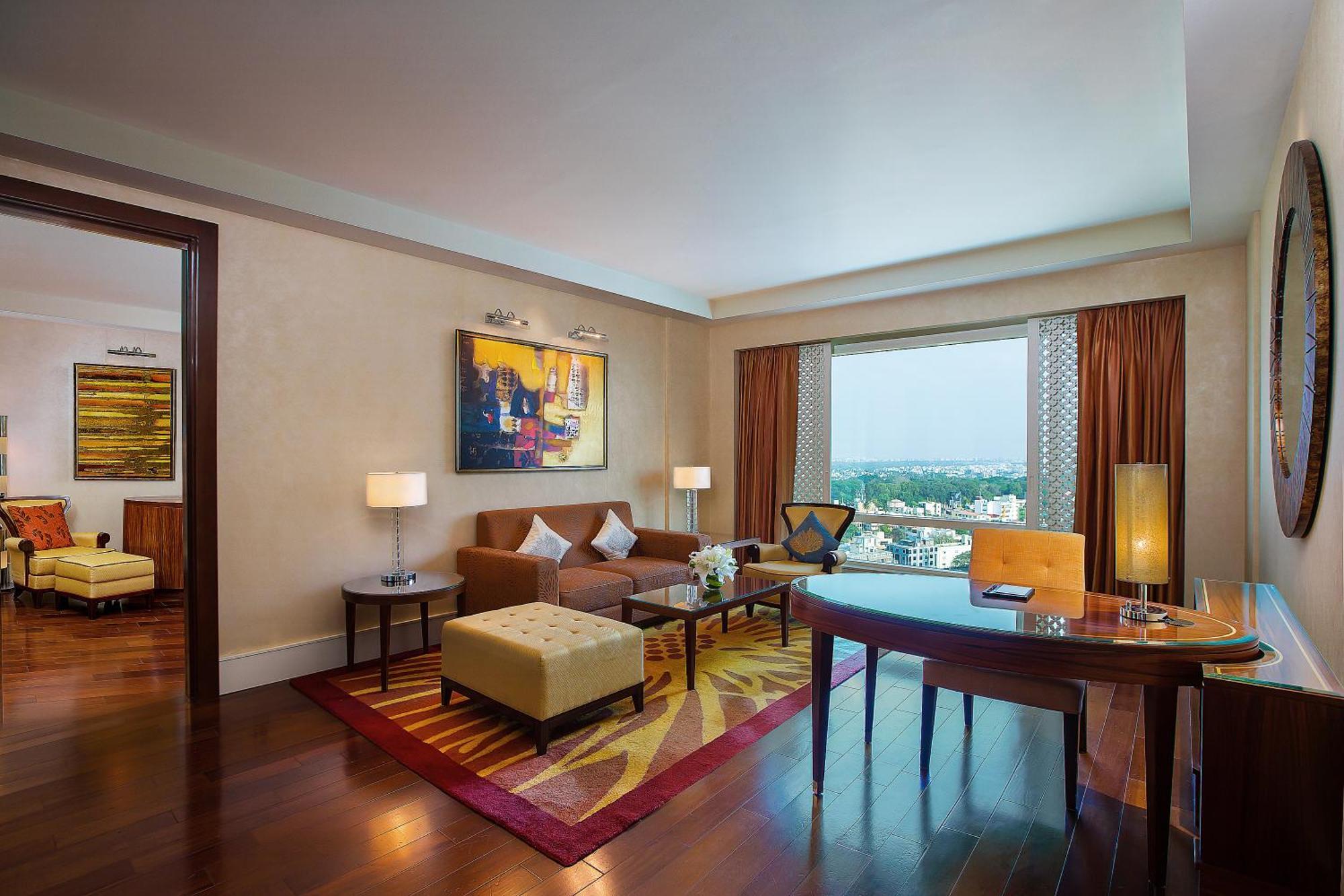 The Ritz - Carlton, Hotel