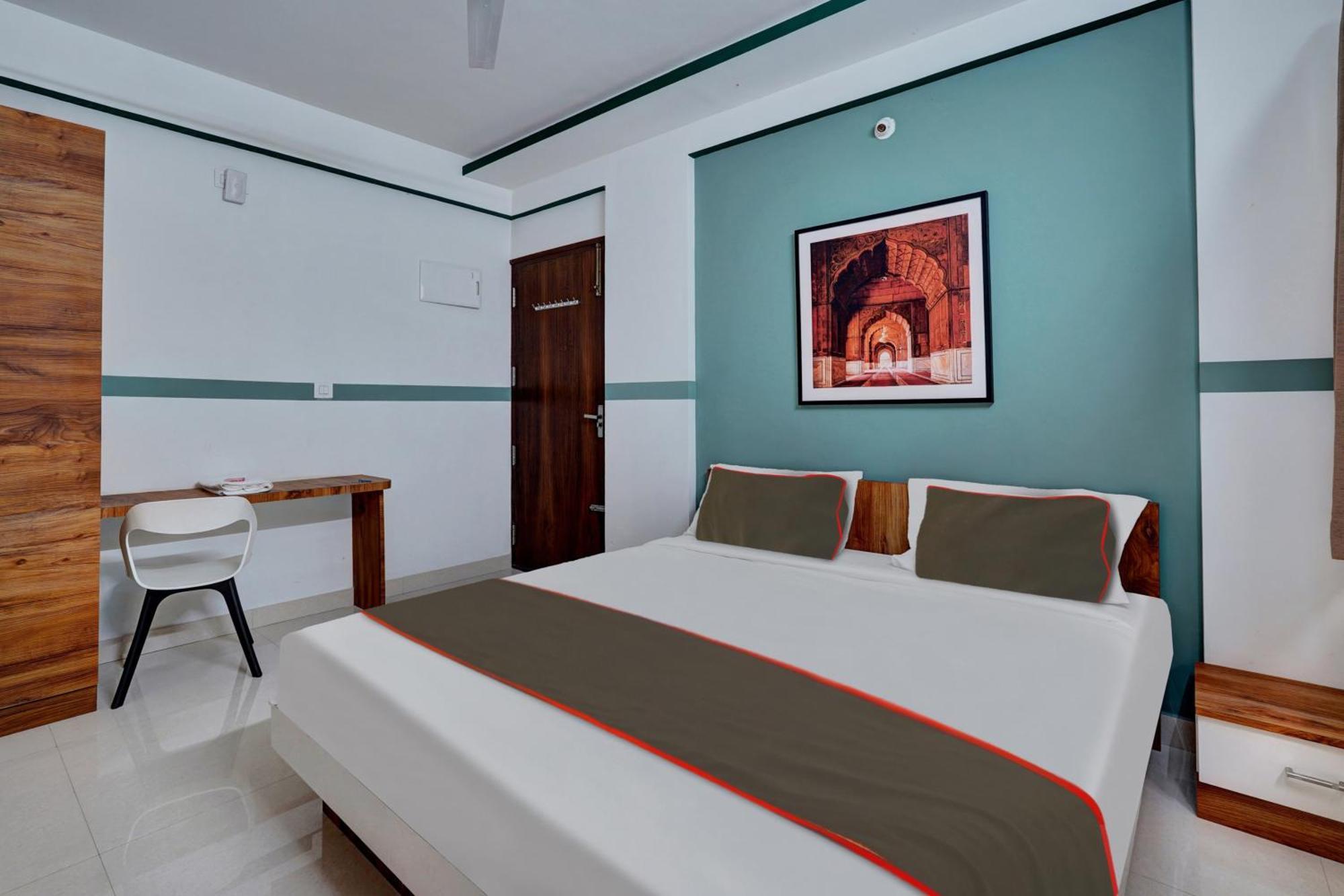 Super Oyo Collection O The Grand Budget Bangalore