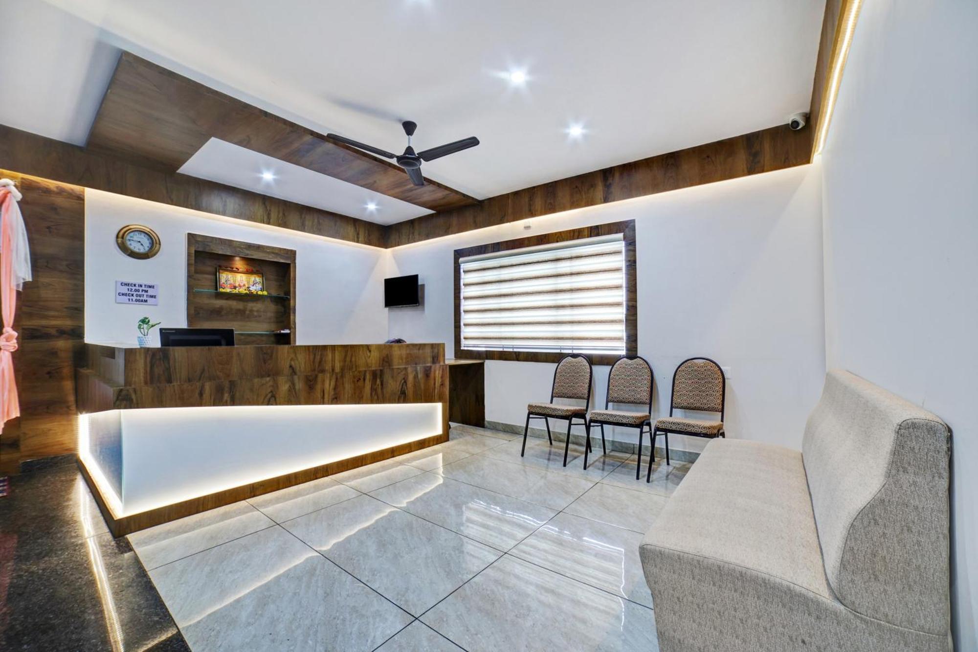 Townhouse Oak Ess Jay Hotel Bangalore