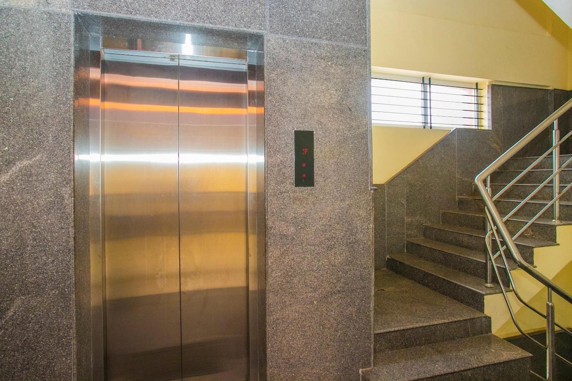 Super Oyo Flagship Grand Residency