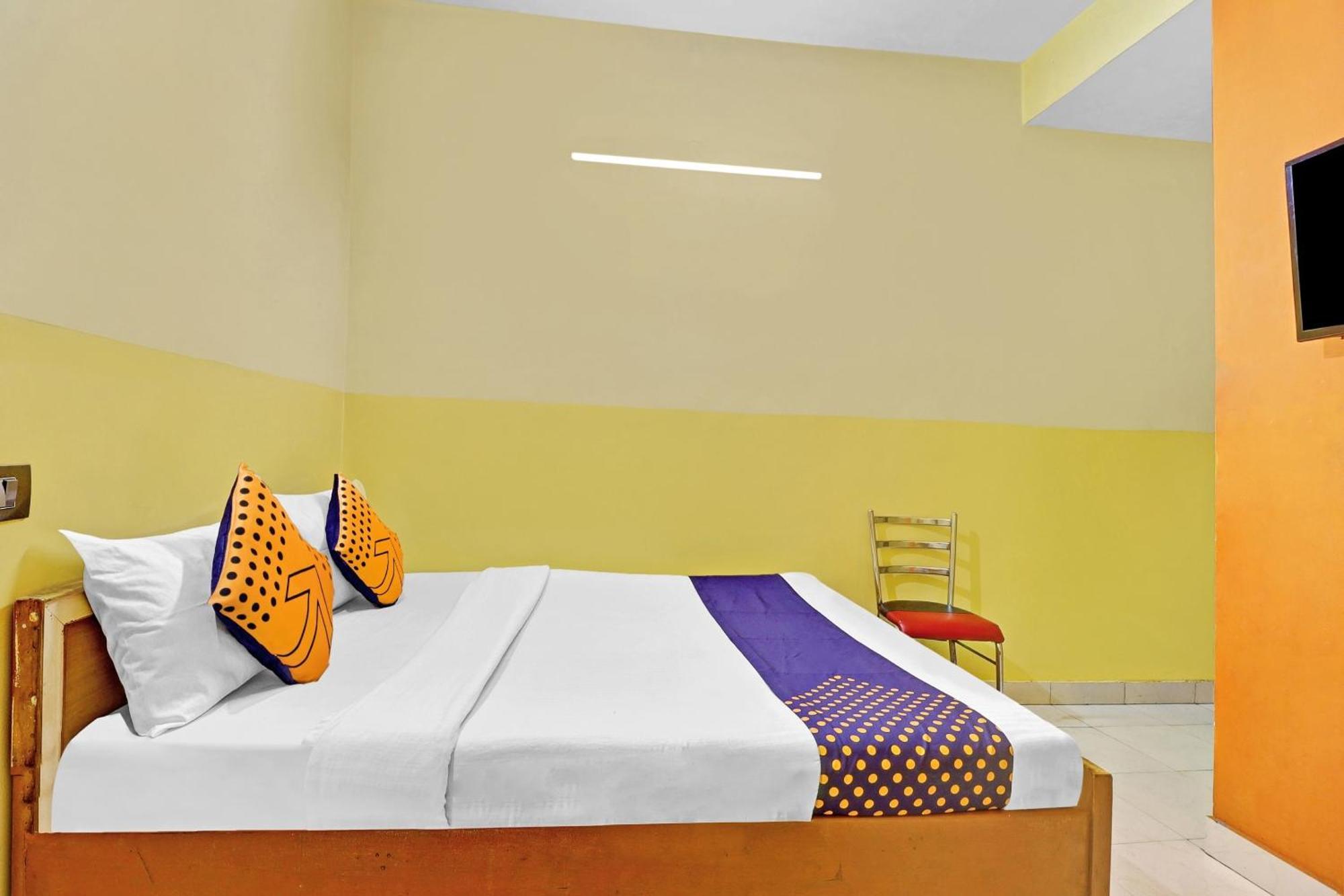 Hotel Oyo Aryan Residency Bangalore