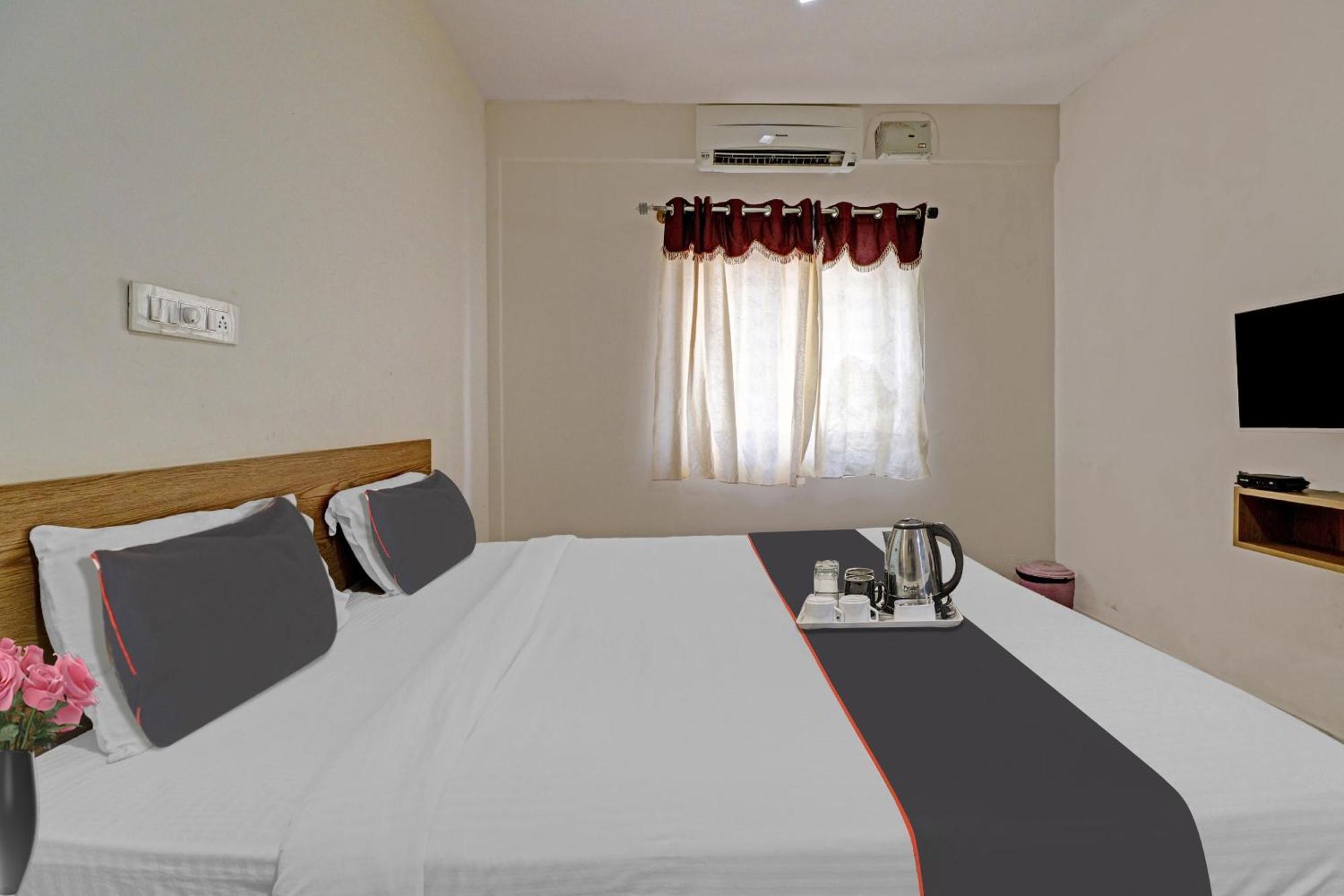 Flagship Sri Sai Comforts 3* Bangalore