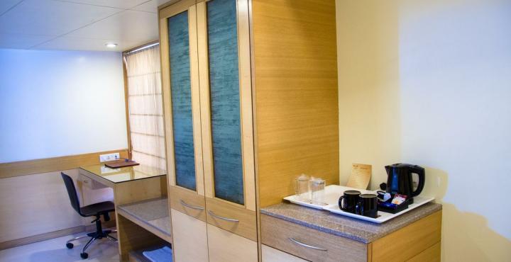 Crn Canary Hotel