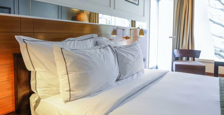 Hotel Escape & 4*