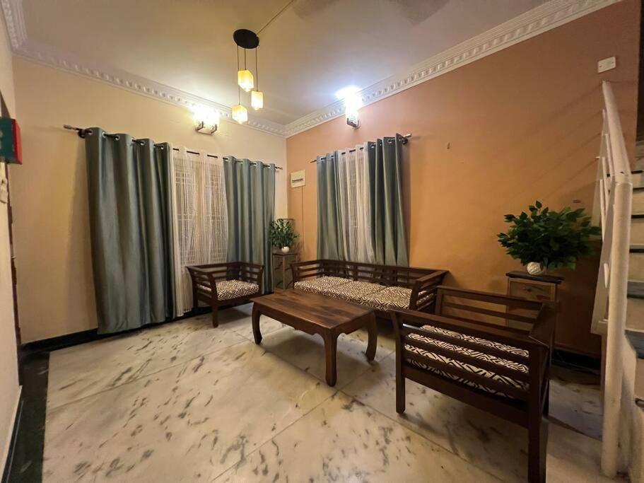 Homeslice Yellow Homestay Bangalore