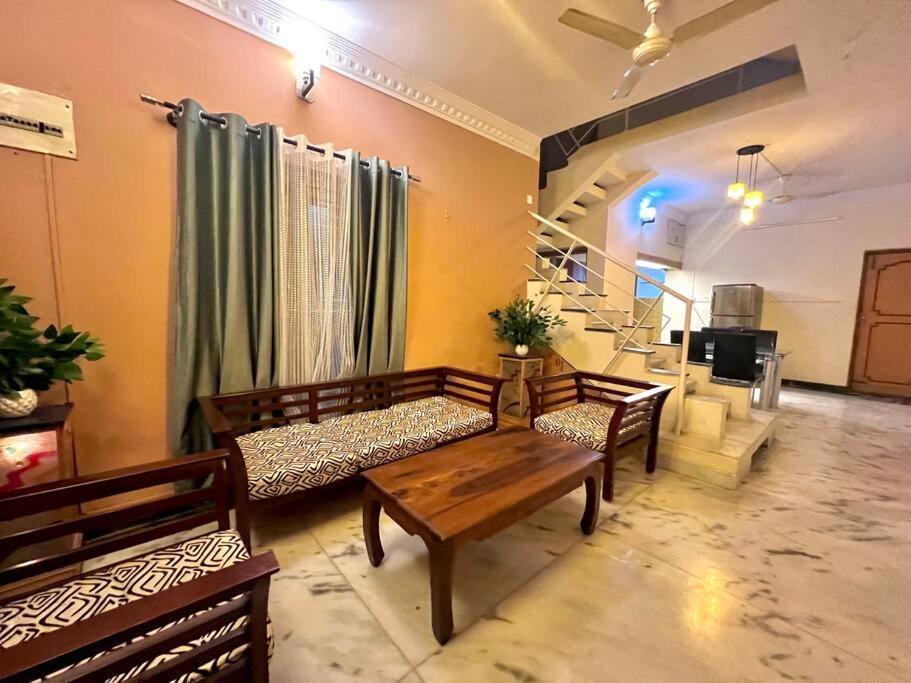 Homeslice Yellow Homestay Bangalore