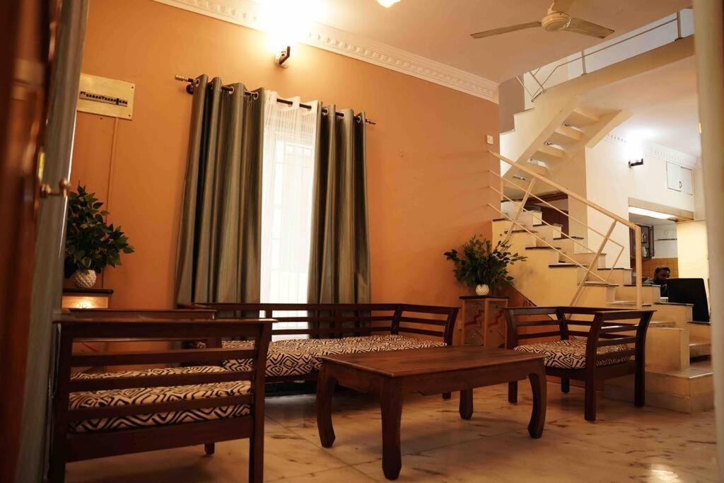 Homeslice Yellow Homestay Bangalore