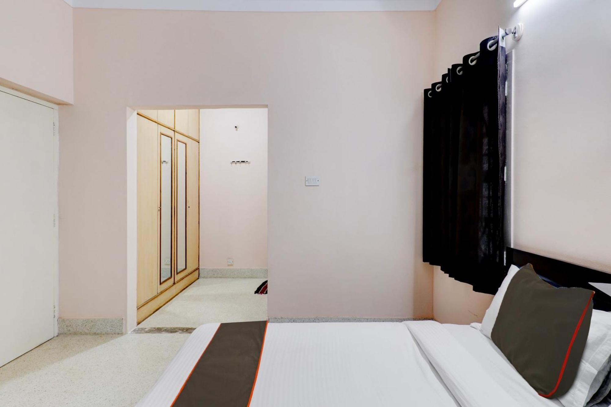 Hotel Collection O Rk 4*