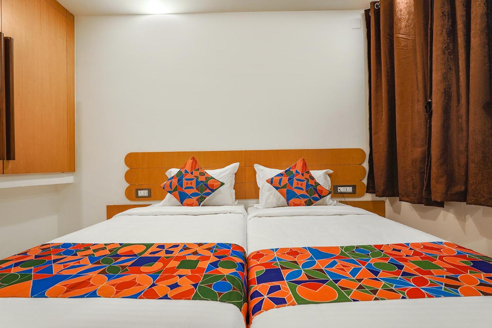 Hotel Fabexpress Grand View - Nr Nexus Mall Koramangala 3*
