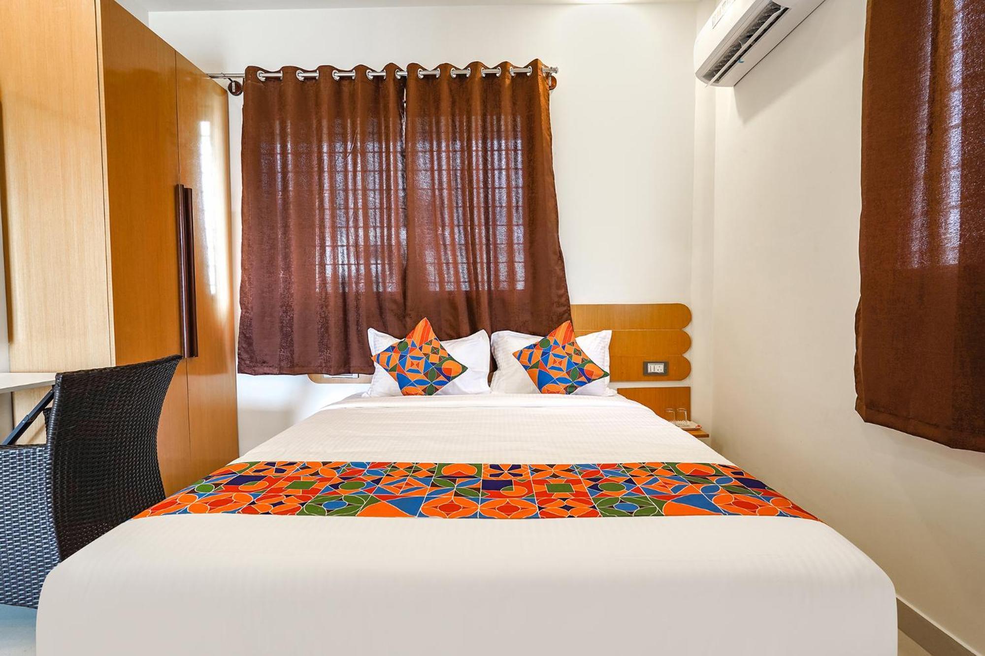 Fabexpress Grand View - Nr Nexus Mall Koramangala Hotel 3*
