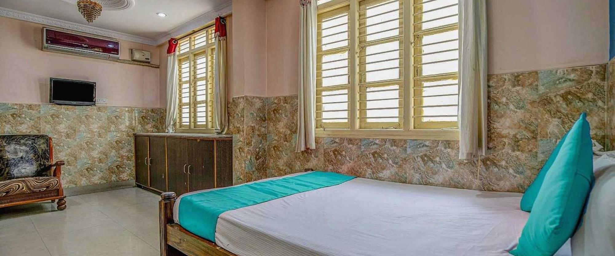 Hotel O Sri Thirumala Paradise Bangalore