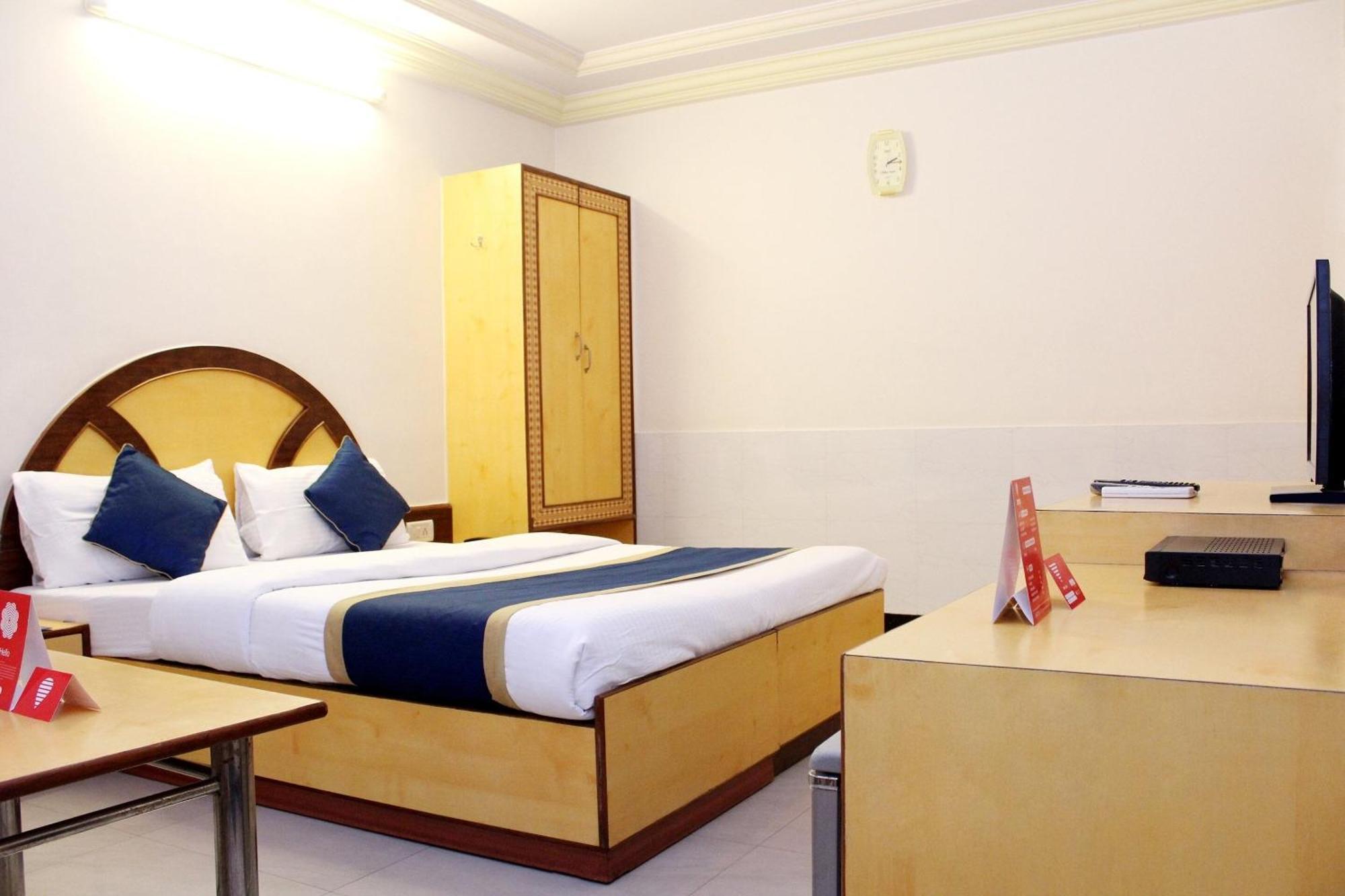 Oyo Hotel Ganga Sagar Near Sri Someshwara Swami Temple 3*