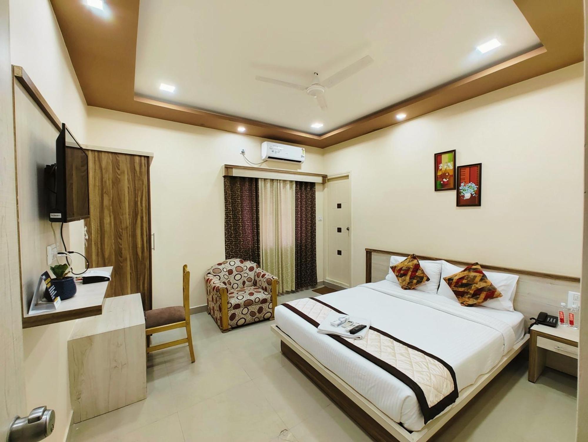 Hotel Bluemoon Comforts Bangalore